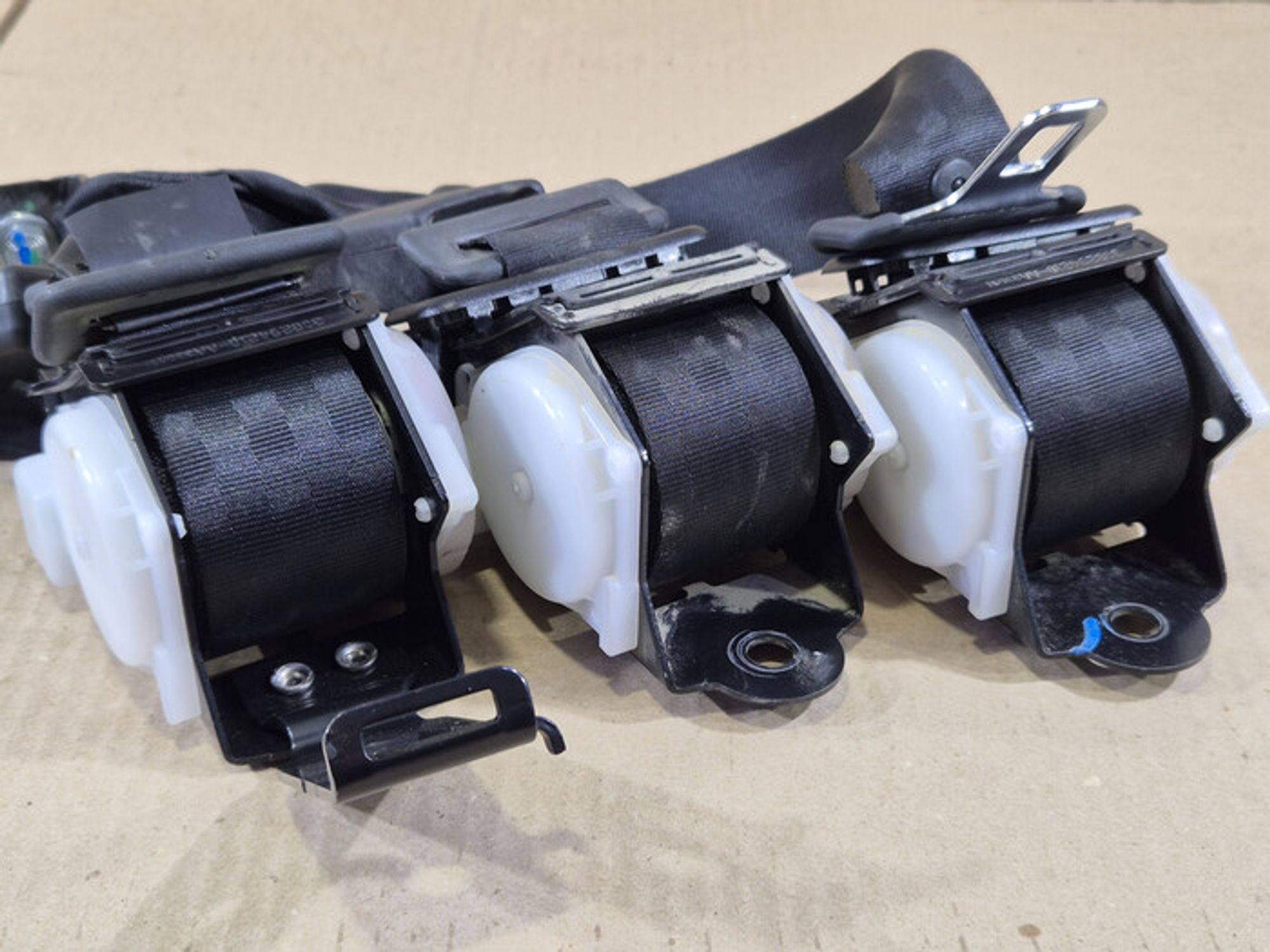 https://ycs.partsauto.market/partsauto-images/thmbs/78ee0fb3787e2dce013ed29fc8a1120c/8a7ec1bad6dc83db101e1081e3d79242/10d7ee016d60c3d5ccbe529983191378.jpg