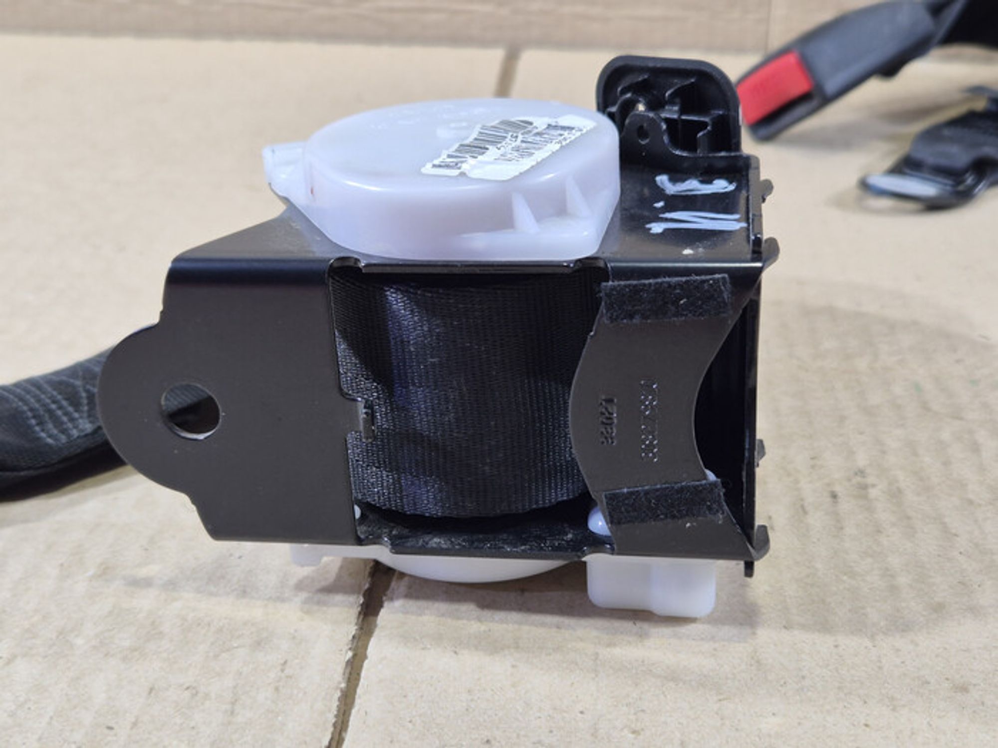 https://ycs.partsauto.market/partsauto-images/thmbs/78ee0fb3787e2dce013ed29fc8a1120c/8a7ec1bad6dc83db101e1081e3d79242/6c0c02df9e07cba1b72aa1281f0d653e.jpg