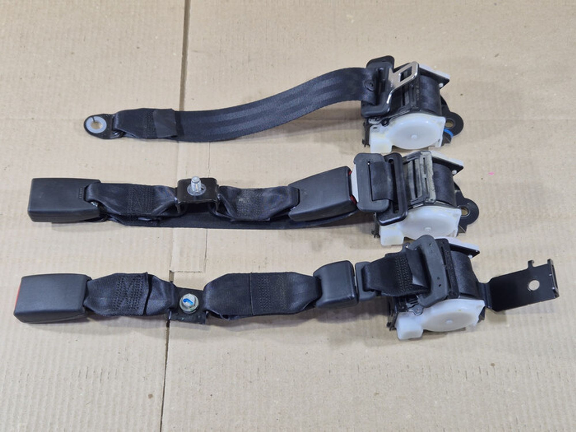 https://ycs.partsauto.market/partsauto-images/thmbs/78ee0fb3787e2dce013ed29fc8a1120c/8a7ec1bad6dc83db101e1081e3d79242/d4283d6c145d29141d83ad8752cffb9a.jpg