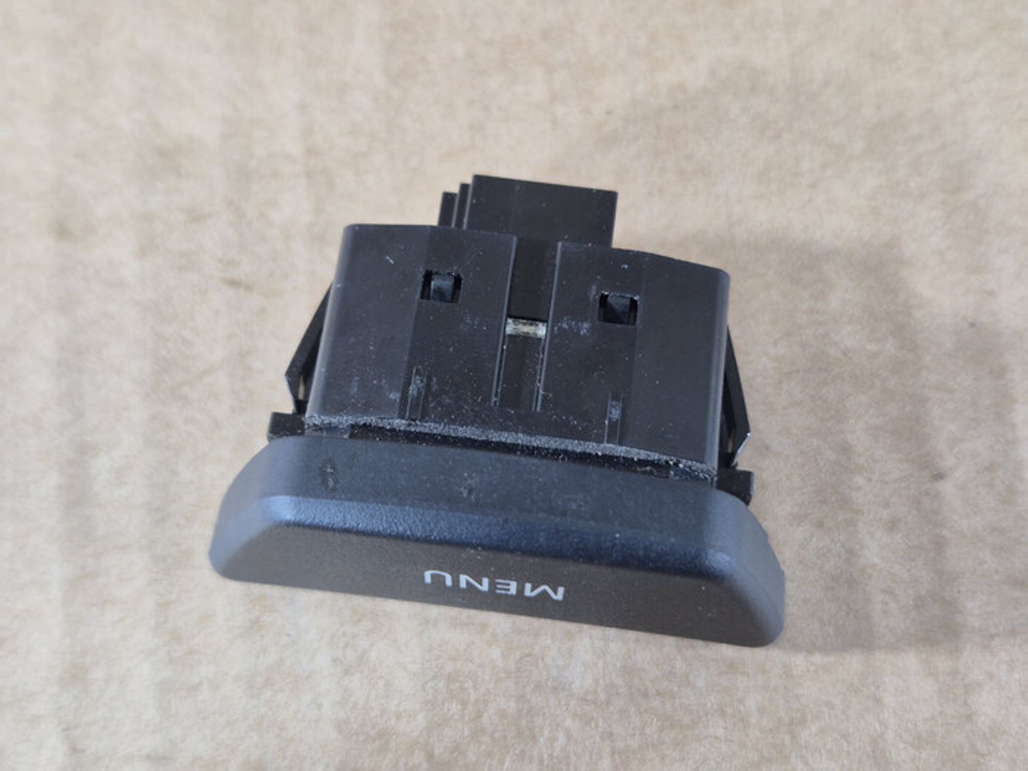 https://ycs.partsauto.market/partsauto-images/thmbs/78ee0fb3787e2dce013ed29fc8a1120c/8beab2384199c9e84103b308321cb807/4e85f3820d50955722ae0b9494064b54.jpg