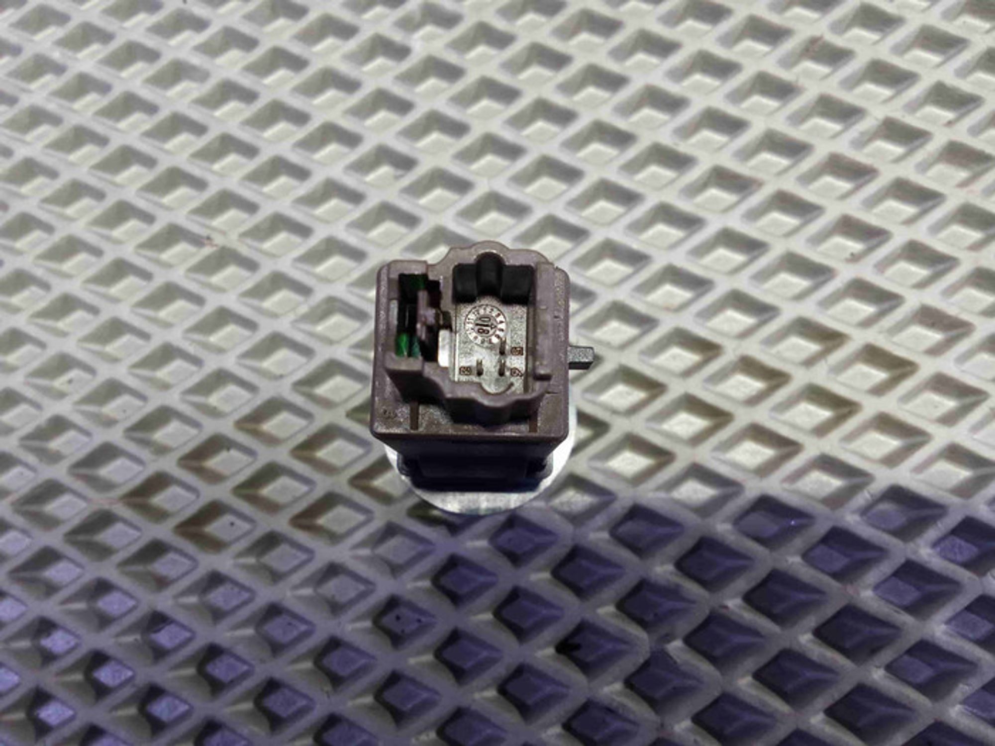 https://ycs.partsauto.market/partsauto-images/thmbs/78ee0fb3787e2dce013ed29fc8a1120c/8d774dc442e8d305729d577084bf7cda/371ec37c77c02343af18d06c37fbbc0b.jpg
