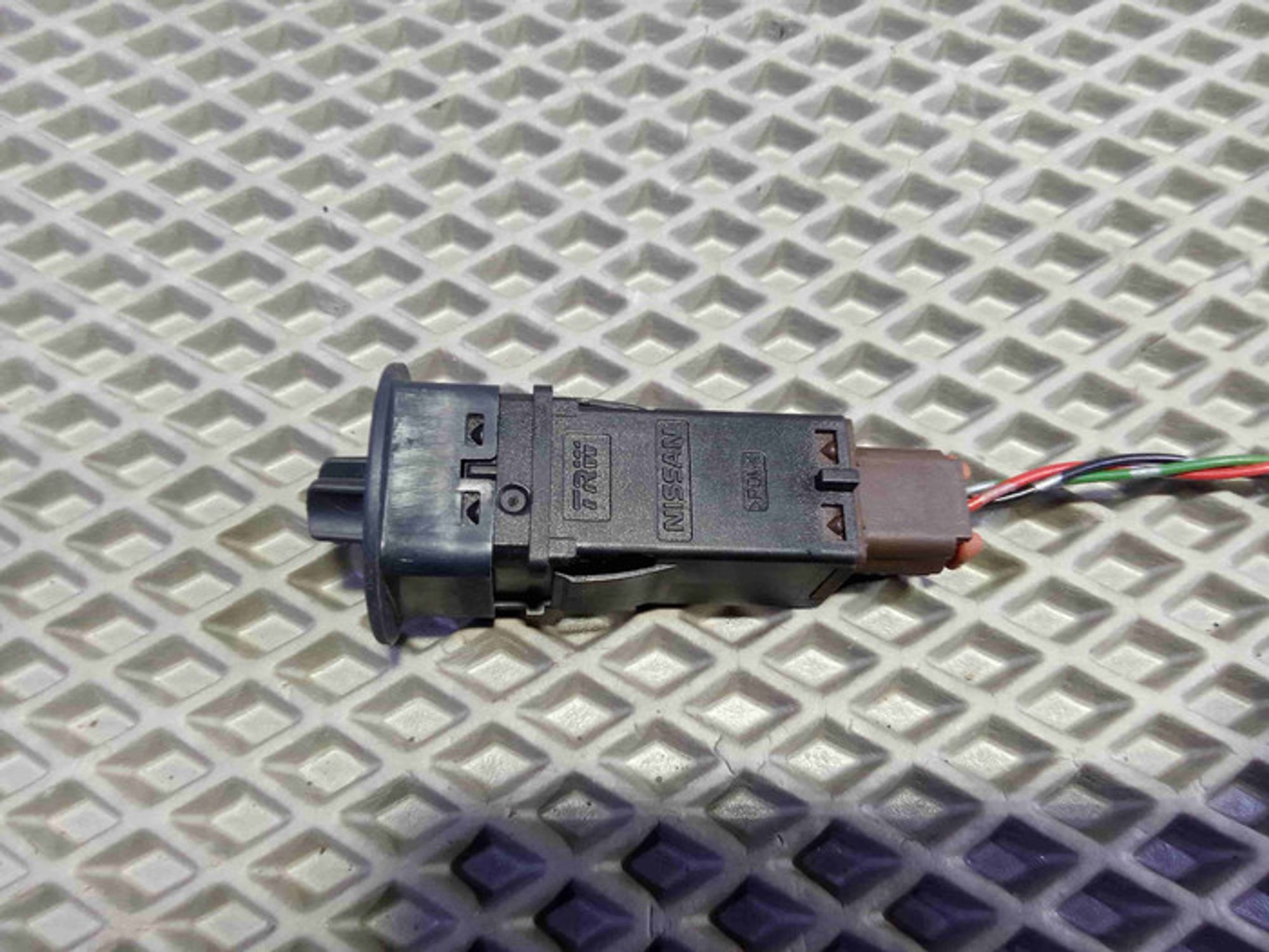 https://ycs.partsauto.market/partsauto-images/thmbs/78ee0fb3787e2dce013ed29fc8a1120c/8d774dc442e8d305729d577084bf7cda/cc1b00d5562a63e71295b1ca20582cc1.jpg
