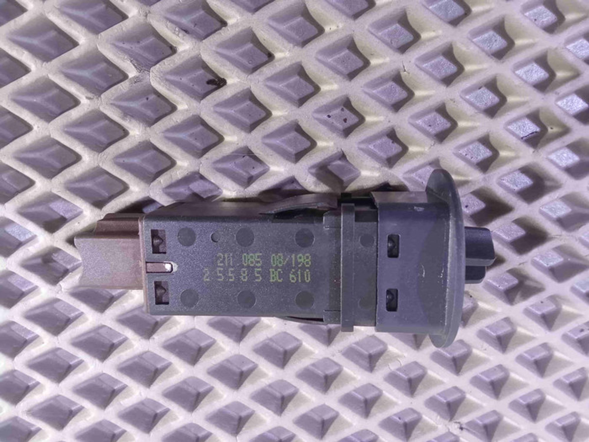 https://ycs.partsauto.market/partsauto-images/thmbs/78ee0fb3787e2dce013ed29fc8a1120c/8d774dc442e8d305729d577084bf7cda/eb35d323ff9b89e194e8c60e9ea32f80.jpg