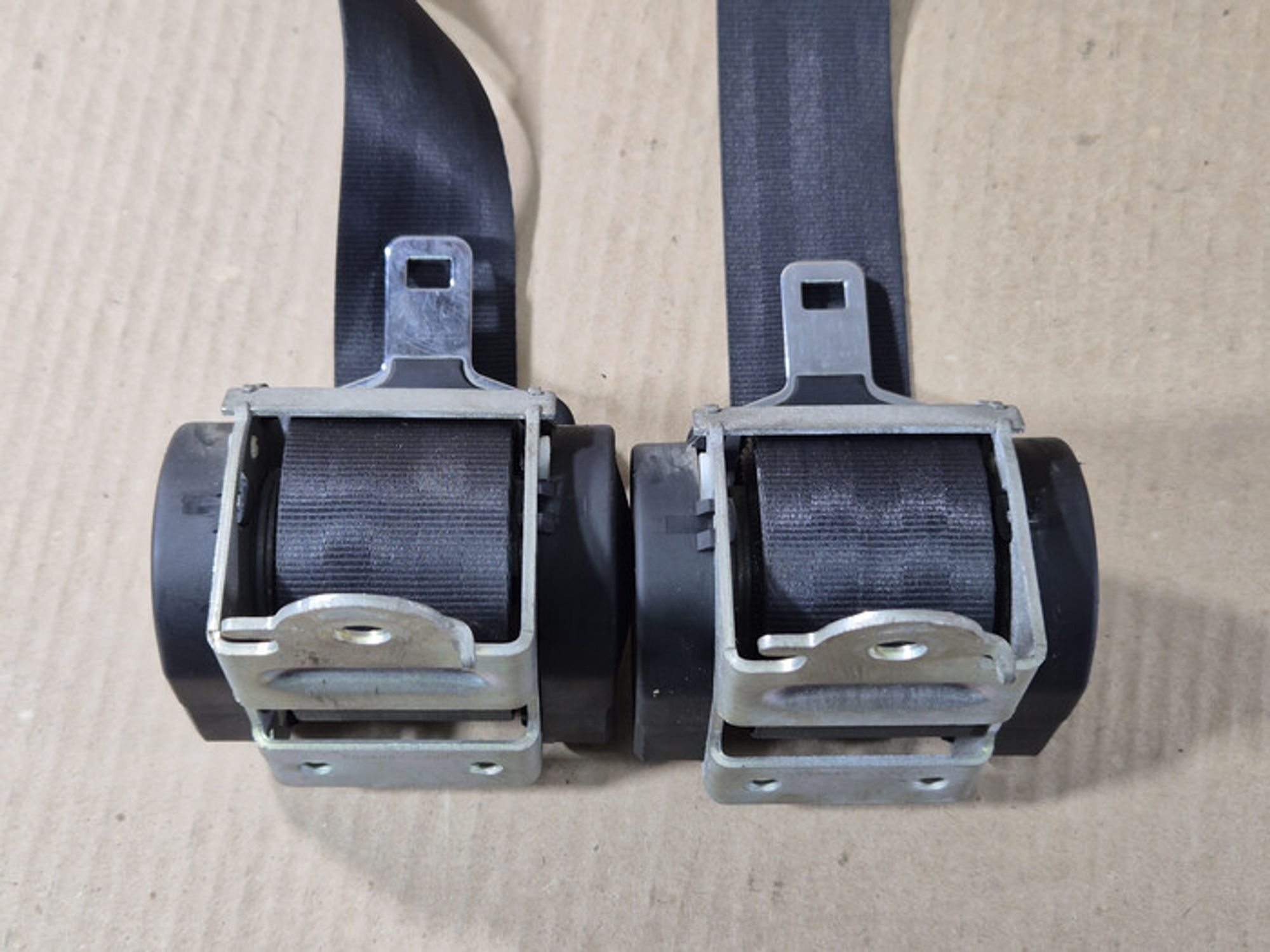 https://ycs.partsauto.market/partsauto-images/thmbs/78ee0fb3787e2dce013ed29fc8a1120c/8df0bcfd84c70628f1ded78d498ebb2d/26c072358de364e0101ac6ea0b70794a.jpg