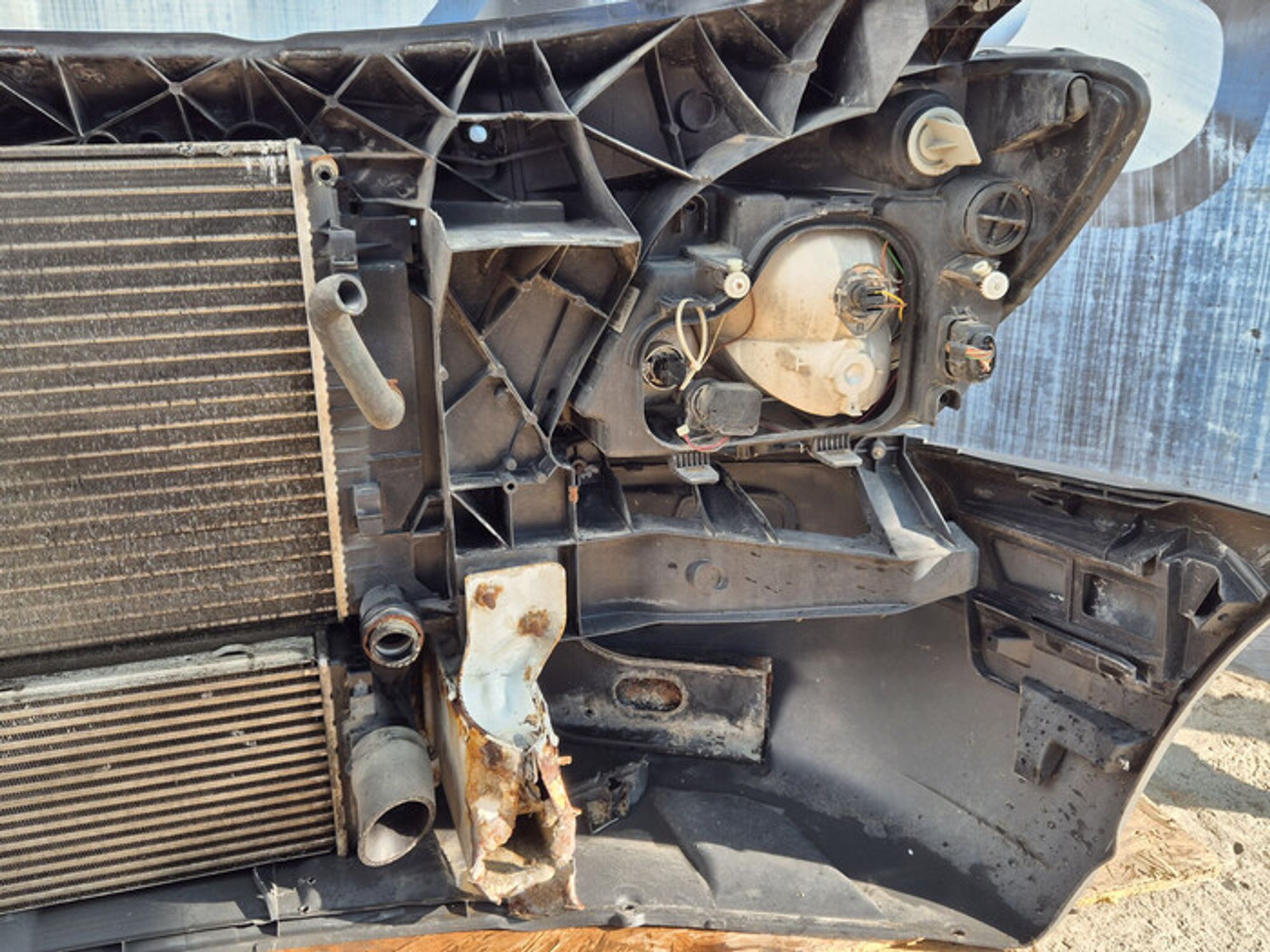 https://ycs.partsauto.market/partsauto-images/thmbs/78ee0fb3787e2dce013ed29fc8a1120c/8e37bbf828795adadd32d3dc02a32d9a/542a83751e1325b2dfdcea6de45f156b.jpg