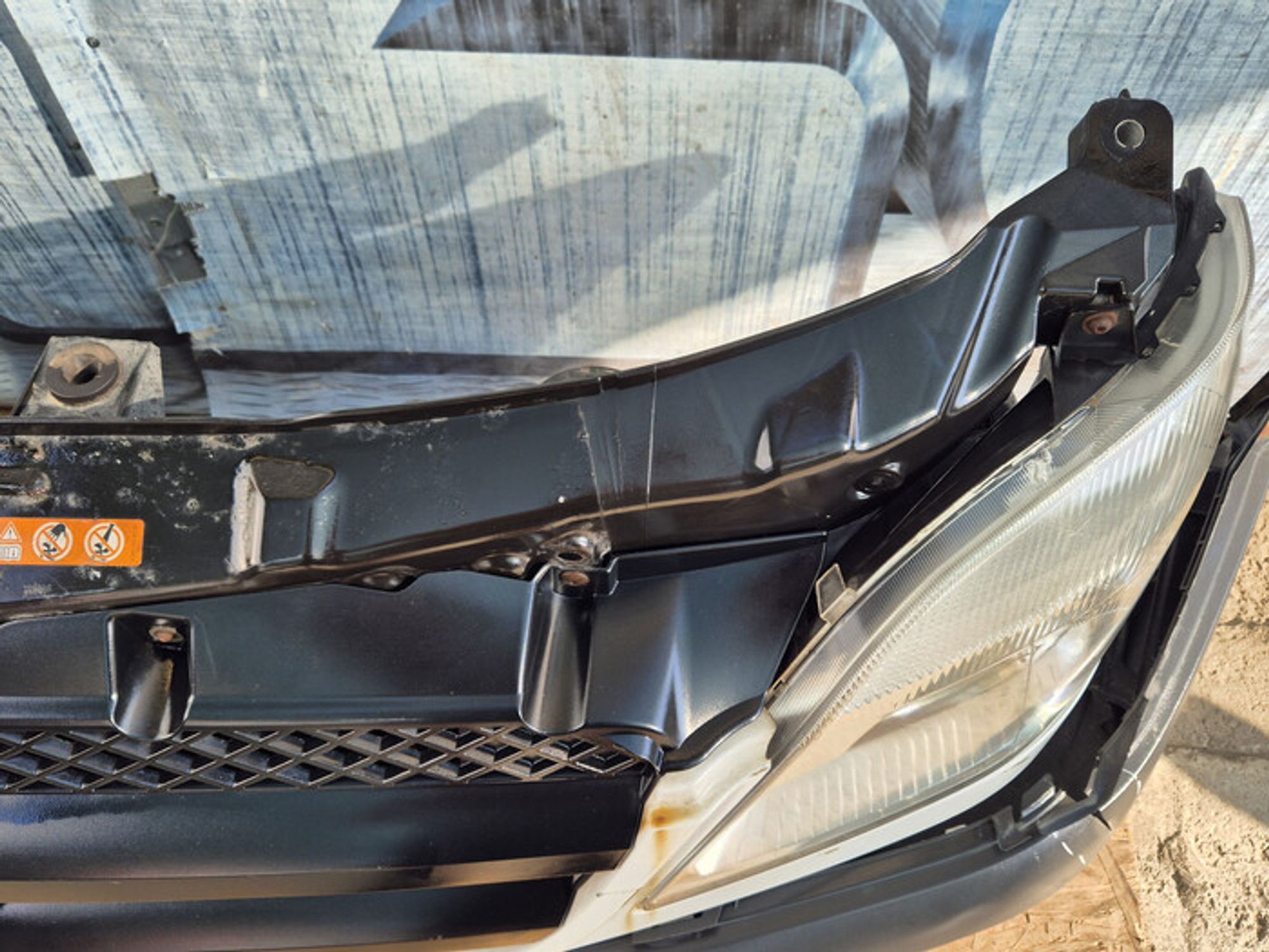 https://ycs.partsauto.market/partsauto-images/thmbs/78ee0fb3787e2dce013ed29fc8a1120c/8e37bbf828795adadd32d3dc02a32d9a/bf103f8fdc03868ddaffcd4d3d55361c.jpg