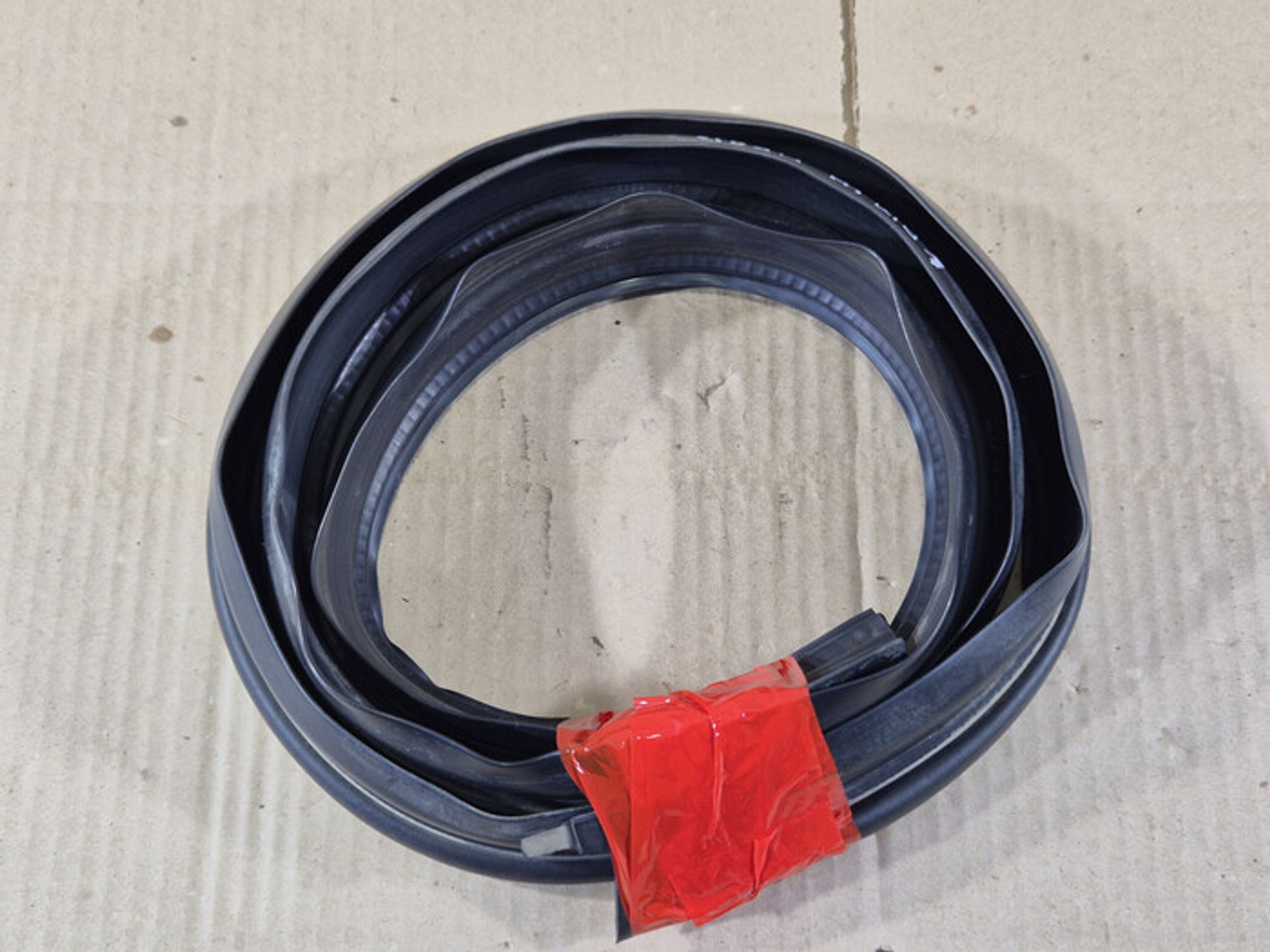 https://ycs.partsauto.market/partsauto-images/thmbs/78ee0fb3787e2dce013ed29fc8a1120c/8e5112e9c4ea902066c9d0120807d7c6/141ba79946f0011ab9601fac8a4583e8.jpg