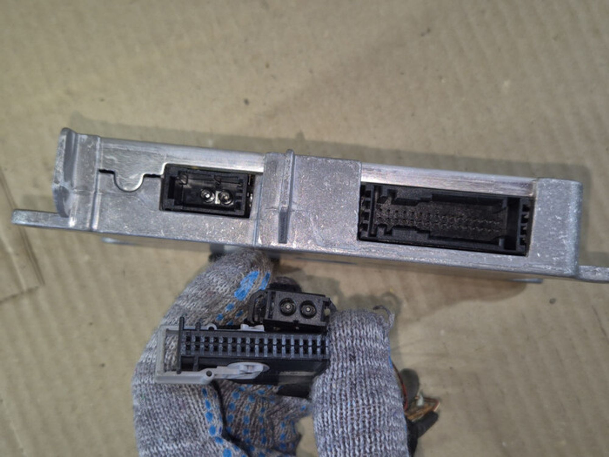 https://ycs.partsauto.market/partsauto-images/thmbs/78ee0fb3787e2dce013ed29fc8a1120c/8fbd97b8a4b84b72ae5a2c20a280424b/18e4252846c82122ae436223a3612abf.jpg
