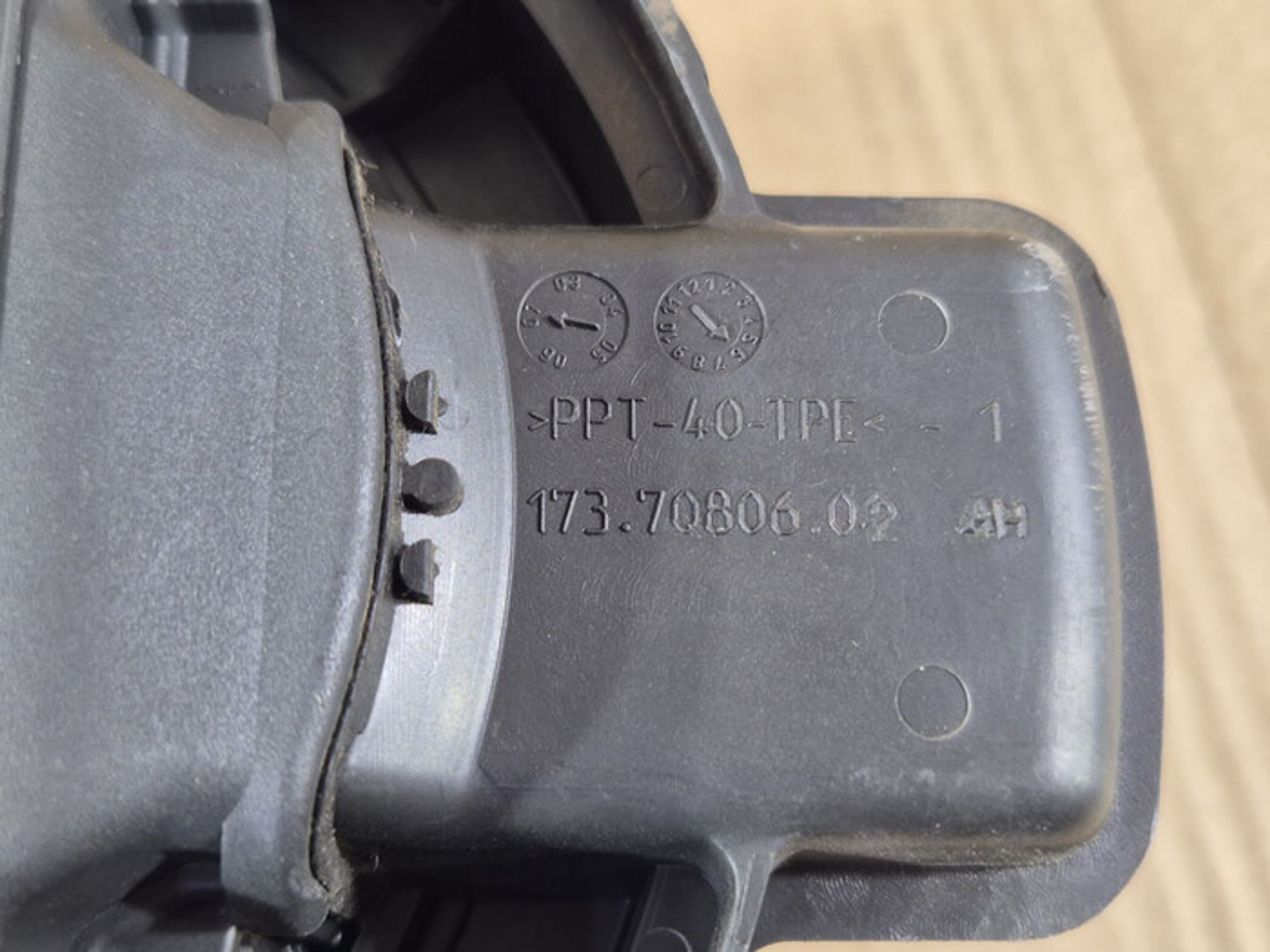 https://ycs.partsauto.market/partsauto-images/thmbs/78ee0fb3787e2dce013ed29fc8a1120c/918ede8678a1e4435f2751b677493414/930be13c1a7fa622ad121f091e69f17e.jpg