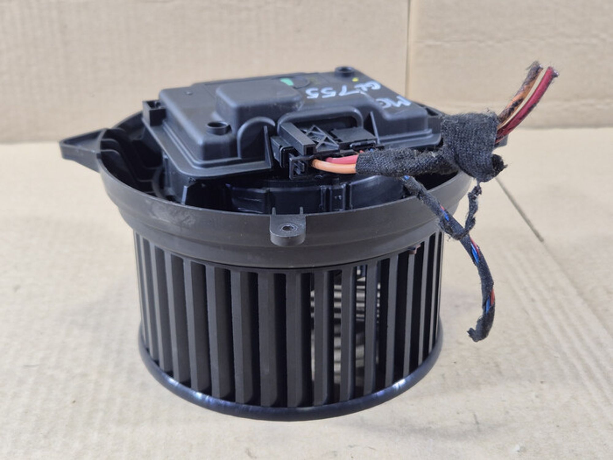 https://ycs.partsauto.market/partsauto-images/thmbs/78ee0fb3787e2dce013ed29fc8a1120c/918ede8678a1e4435f2751b677493414/b07a853a59f3412a903f9d899341f1f6.jpg