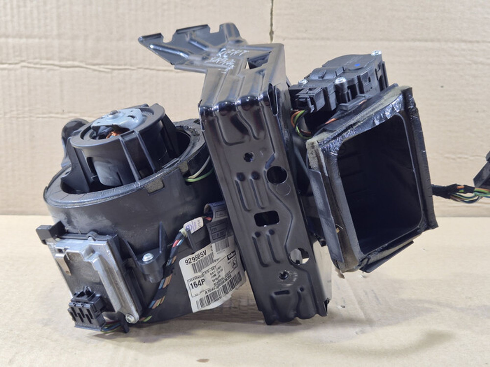 https://ycs.partsauto.market/partsauto-images/thmbs/78ee0fb3787e2dce013ed29fc8a1120c/91e27a9345a5fe444f8dac89b5e8d01b/5dbcda72a33d98829e6e7e96f90fad92.jpg
