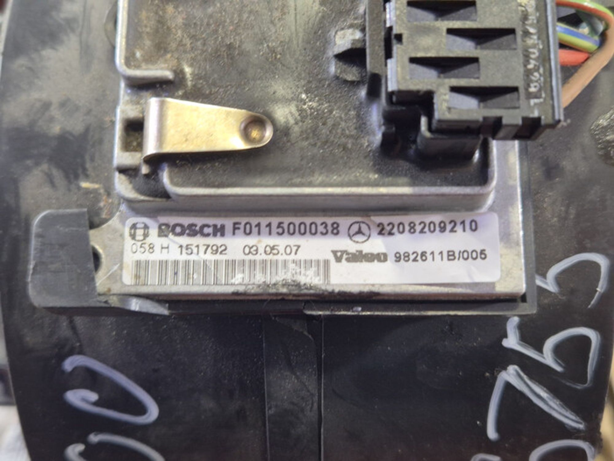 https://ycs.partsauto.market/partsauto-images/thmbs/78ee0fb3787e2dce013ed29fc8a1120c/91e27a9345a5fe444f8dac89b5e8d01b/c37abb6c9ebc19aedc0b39af2c95a23a.jpg