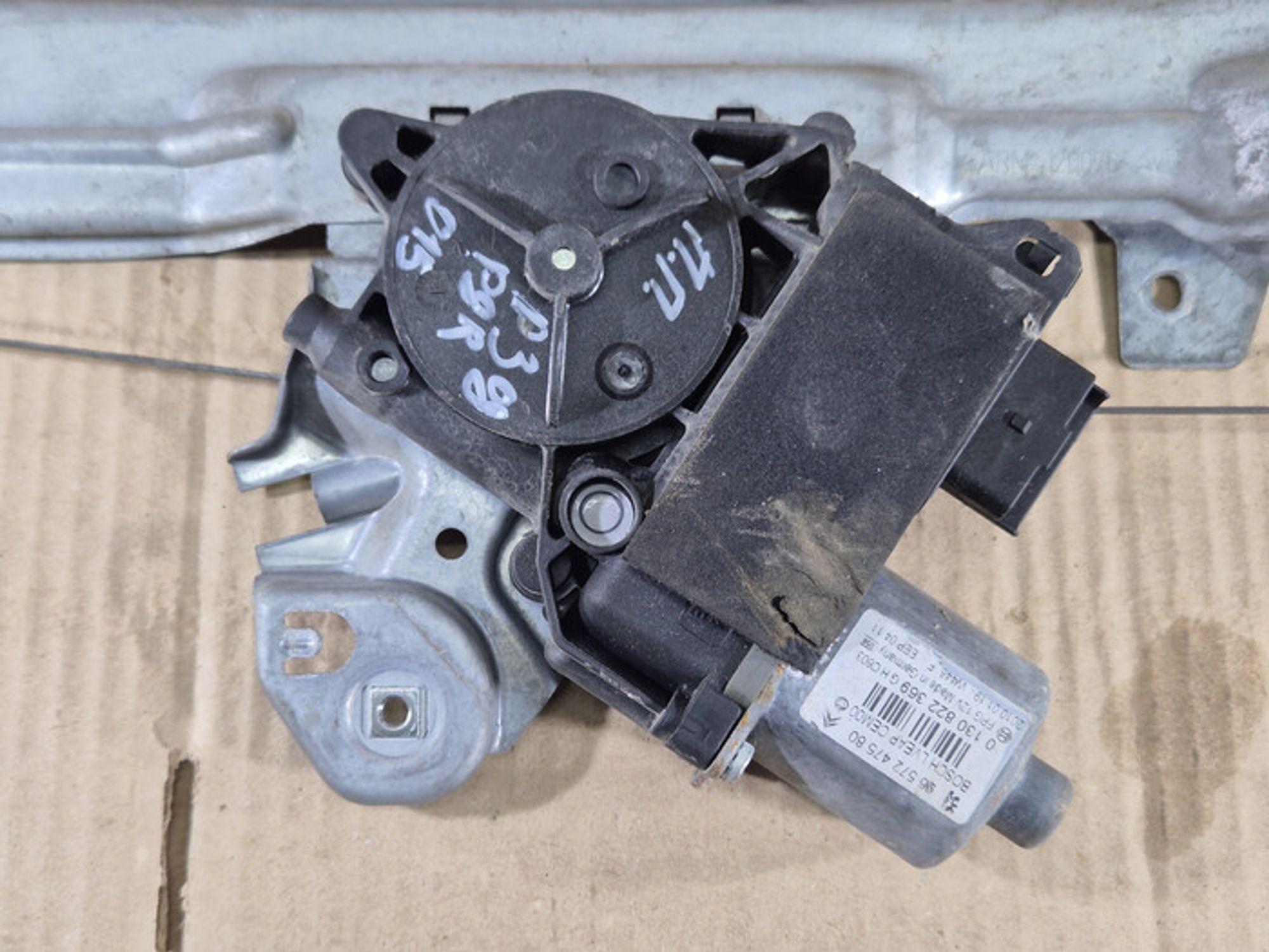 https://ycs.partsauto.market/partsauto-images/thmbs/78ee0fb3787e2dce013ed29fc8a1120c/91e5c751c04cc3ebcd82dadca5468559/2141a294f60918e6a040a33574691a53.jpg