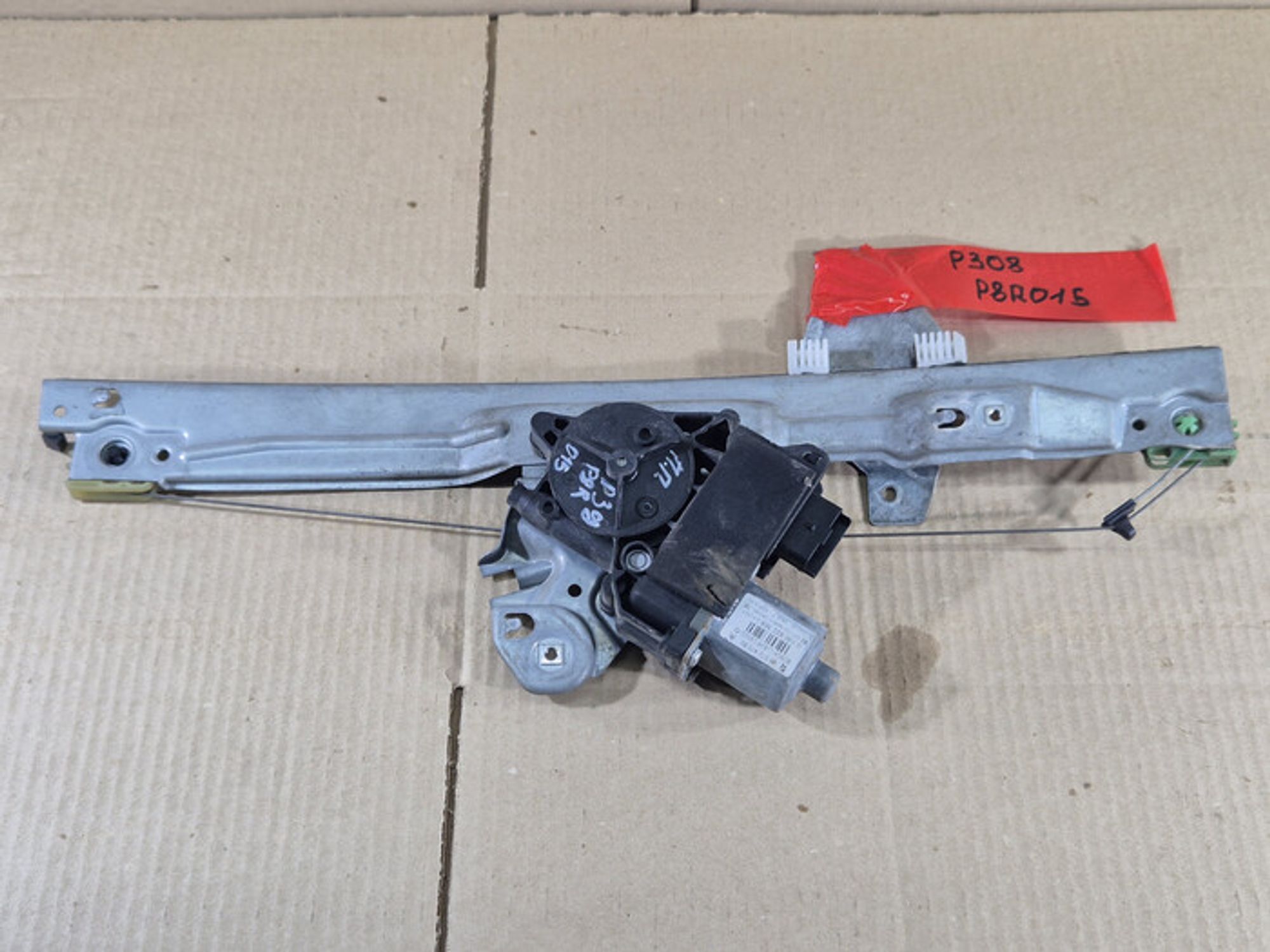 https://ycs.partsauto.market/partsauto-images/thmbs/78ee0fb3787e2dce013ed29fc8a1120c/91e5c751c04cc3ebcd82dadca5468559/3e829e5bf72d863aff3056590324c7d9.jpg