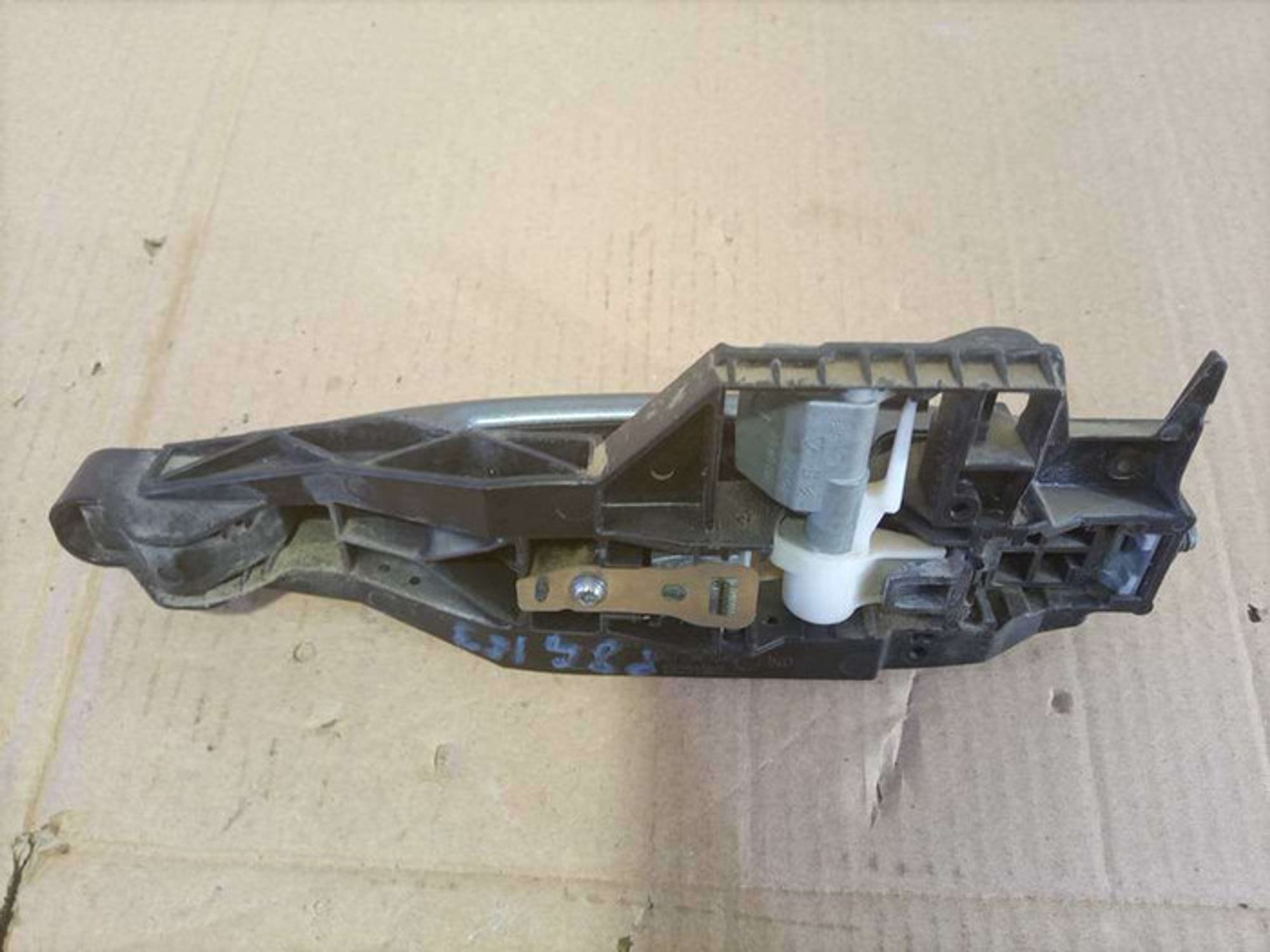 https://ycs.partsauto.market/partsauto-images/thmbs/78ee0fb3787e2dce013ed29fc8a1120c/9232fa0217148e003d4479a4a0a6d4da/cca7c6eac51599eedb17f5cf992feab3.jpg