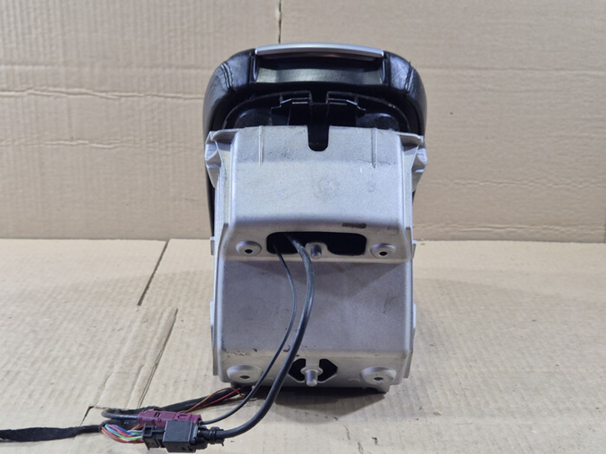 https://ycs.partsauto.market/partsauto-images/thmbs/78ee0fb3787e2dce013ed29fc8a1120c/924ec6bc7691a2005832efe682c3c5cb/fbf9062cf850f742afe02cac8efd7d04.jpg