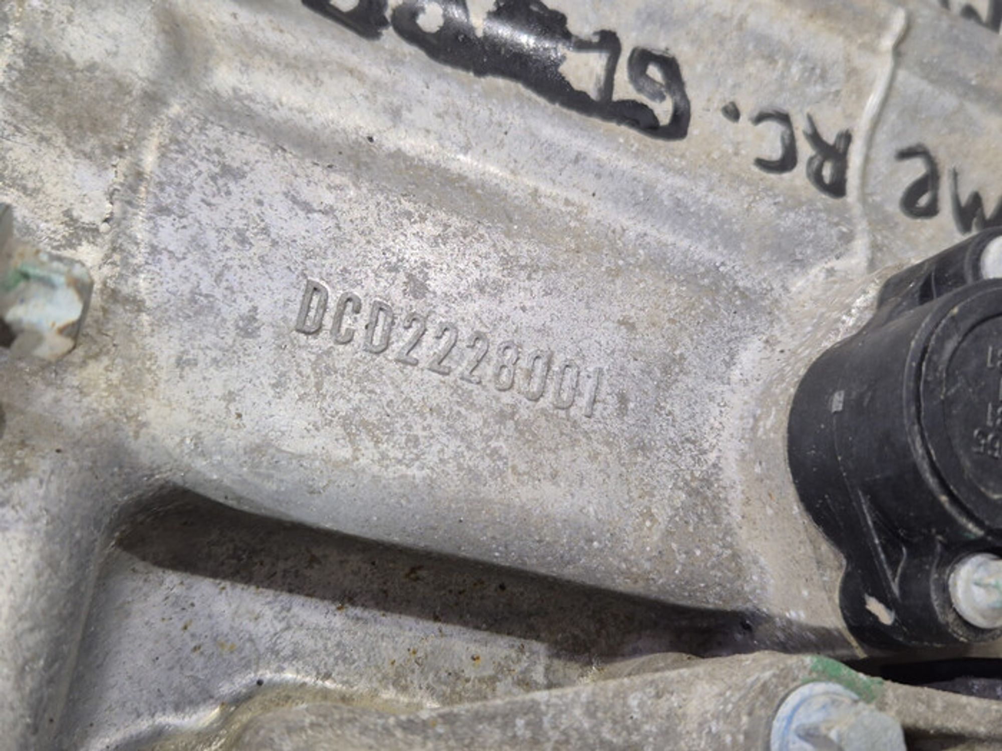 https://ycs.partsauto.market/partsauto-images/thmbs/78ee0fb3787e2dce013ed29fc8a1120c/92fa6d9e0ba49b17abcb78d0598ed924/1d39a5e1ff77293759b176ffdde92fcb.jpg