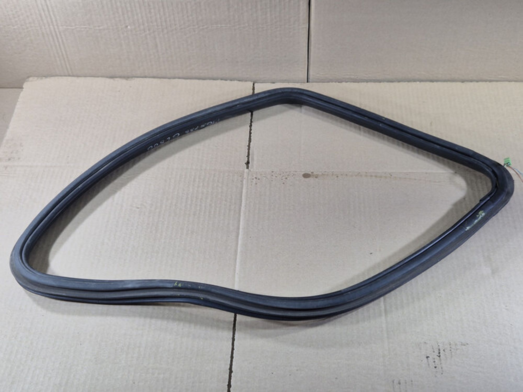 https://ycs.partsauto.market/partsauto-images/thmbs/78ee0fb3787e2dce013ed29fc8a1120c/9391dfb41612104255f6033fdea99cea/def01fe277b60dc488260e2f30af2ccd.jpg