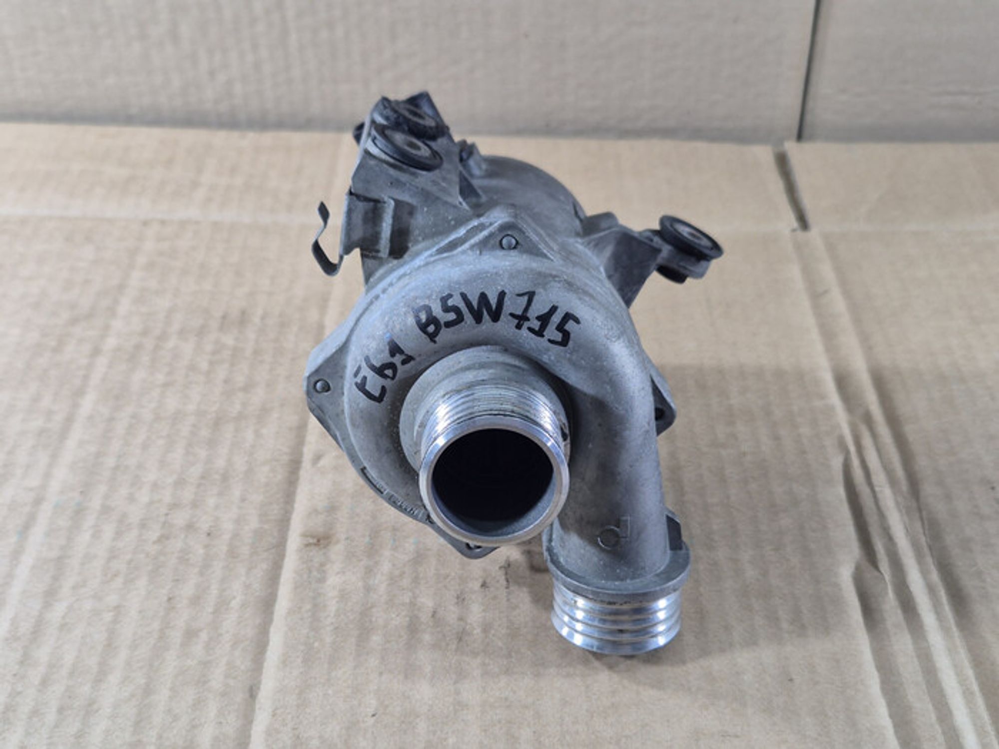 https://ycs.partsauto.market/partsauto-images/thmbs/78ee0fb3787e2dce013ed29fc8a1120c/95944f2d8674e3f6722e27139cde0ed4/580808e02ecc7881b2d7ae73d0215cb2.jpg