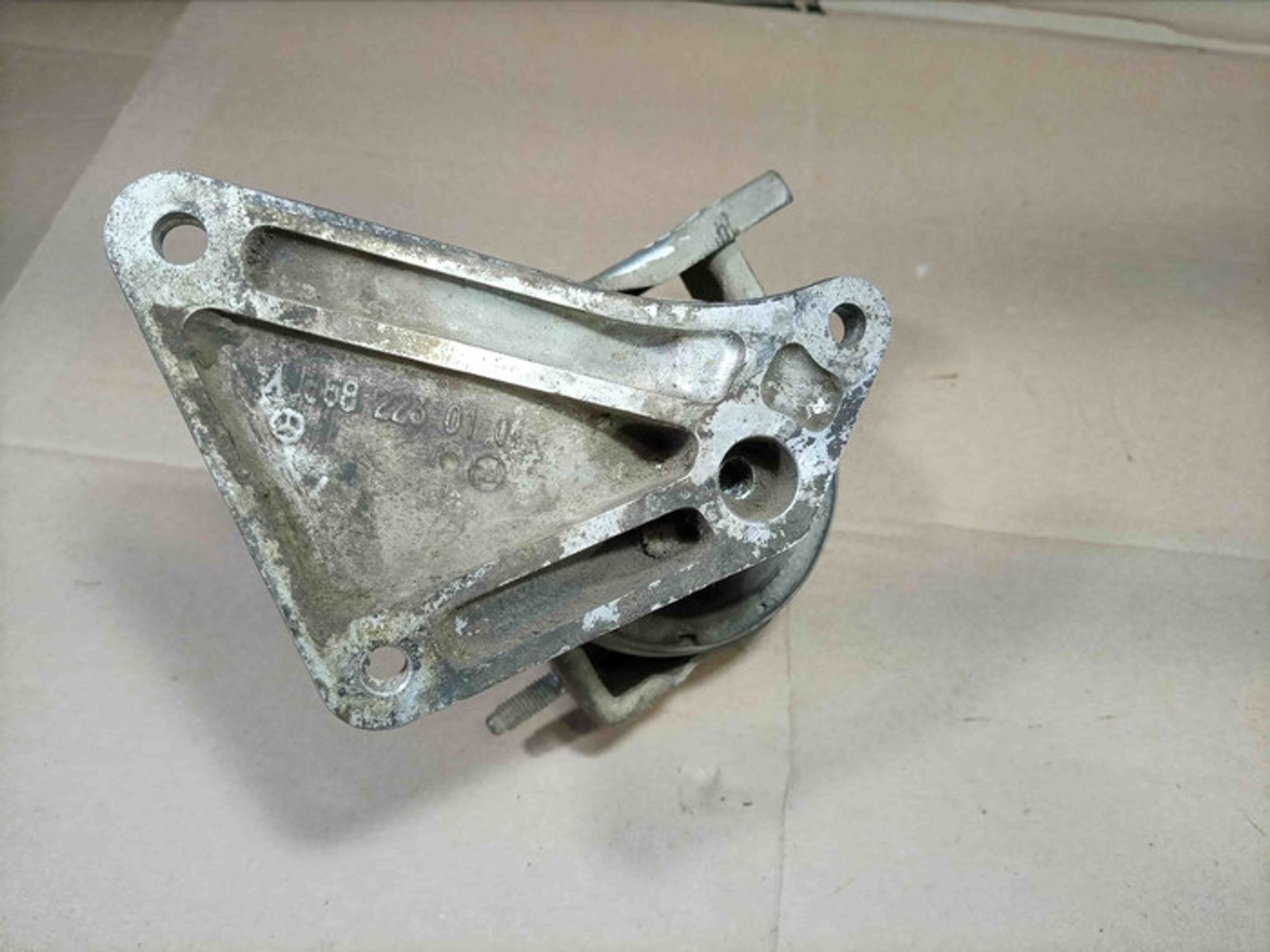 https://ycs.partsauto.market/partsauto-images/thmbs/78ee0fb3787e2dce013ed29fc8a1120c/9815b026917557e1dc67185580bdf28a/90a8cca403a3fcfc5262d154e43dd055.jpg