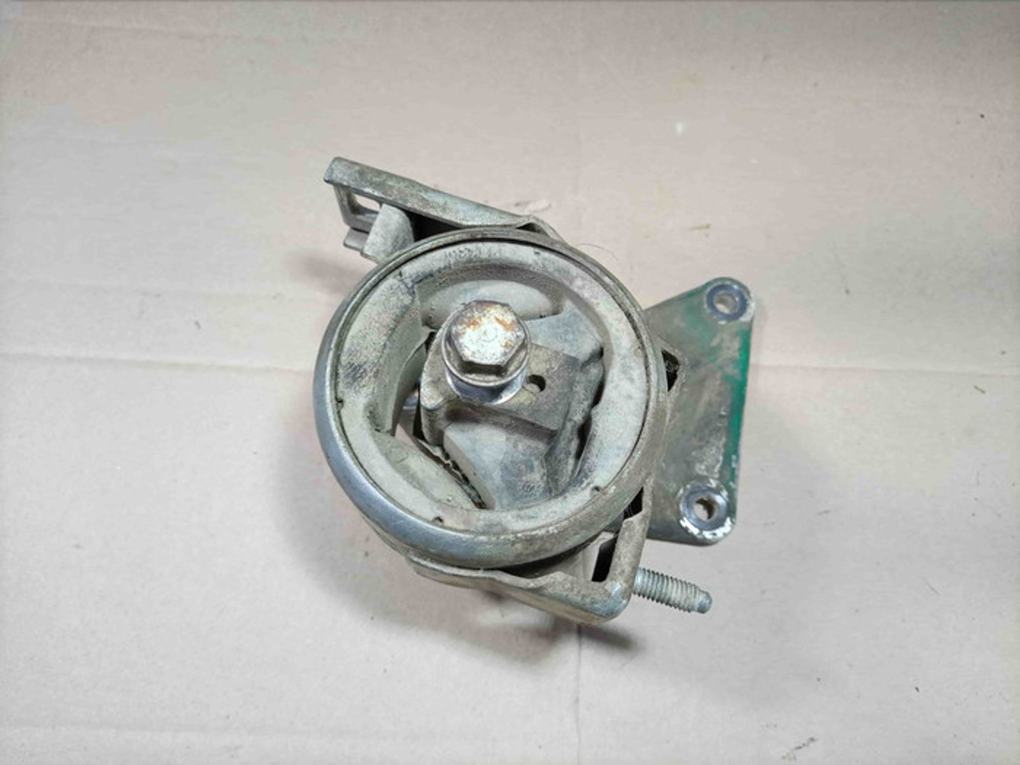 https://ycs.partsauto.market/partsauto-images/thmbs/78ee0fb3787e2dce013ed29fc8a1120c/9815b026917557e1dc67185580bdf28a/af33935f8eaf685936ab1e016527646d.jpg