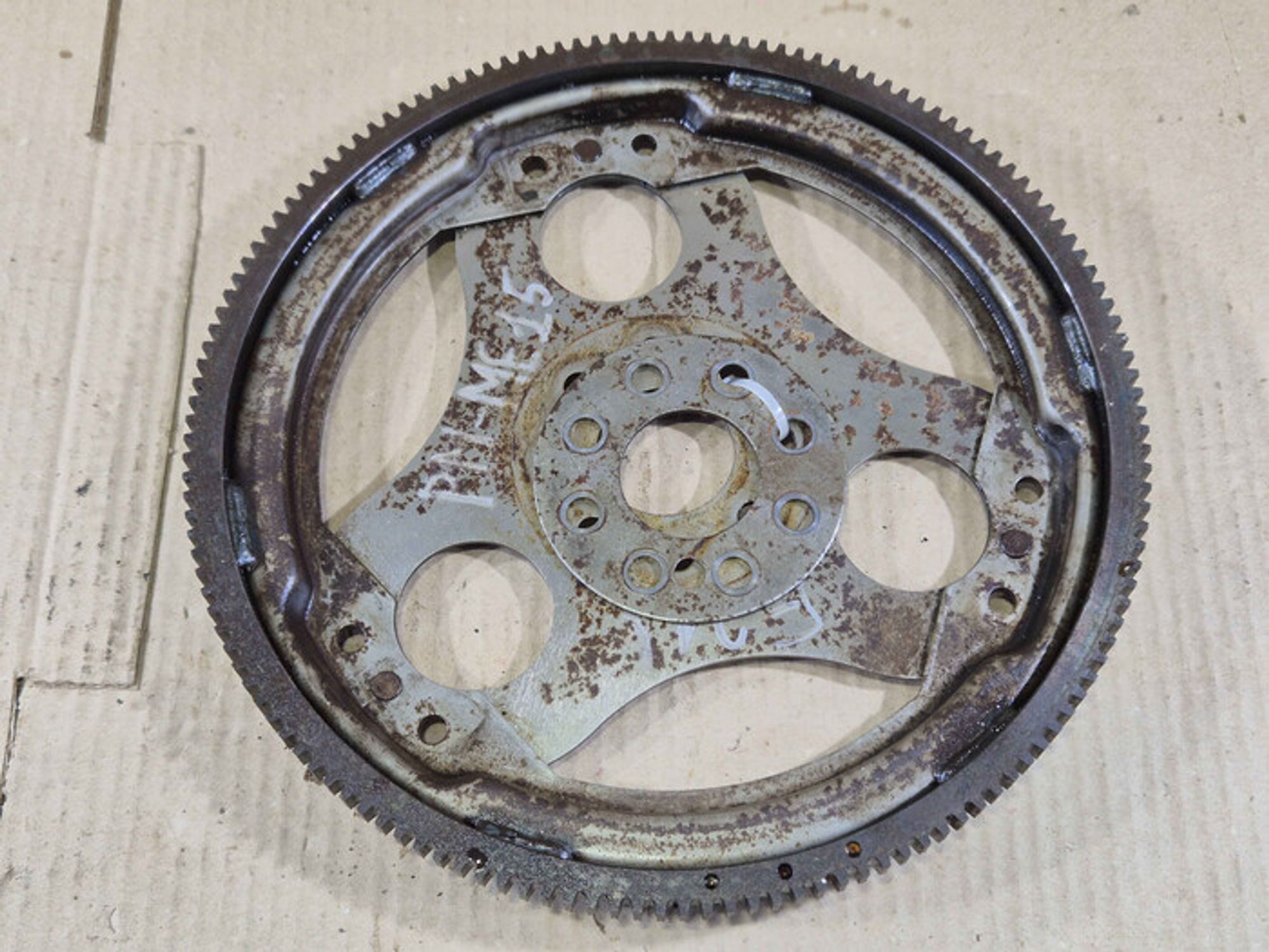 https://ycs.partsauto.market/partsauto-images/thmbs/78ee0fb3787e2dce013ed29fc8a1120c/99311321bc291a0b71821e4bbfa2a510/94d94231b13fefde640d635aa6f7cc59.jpg