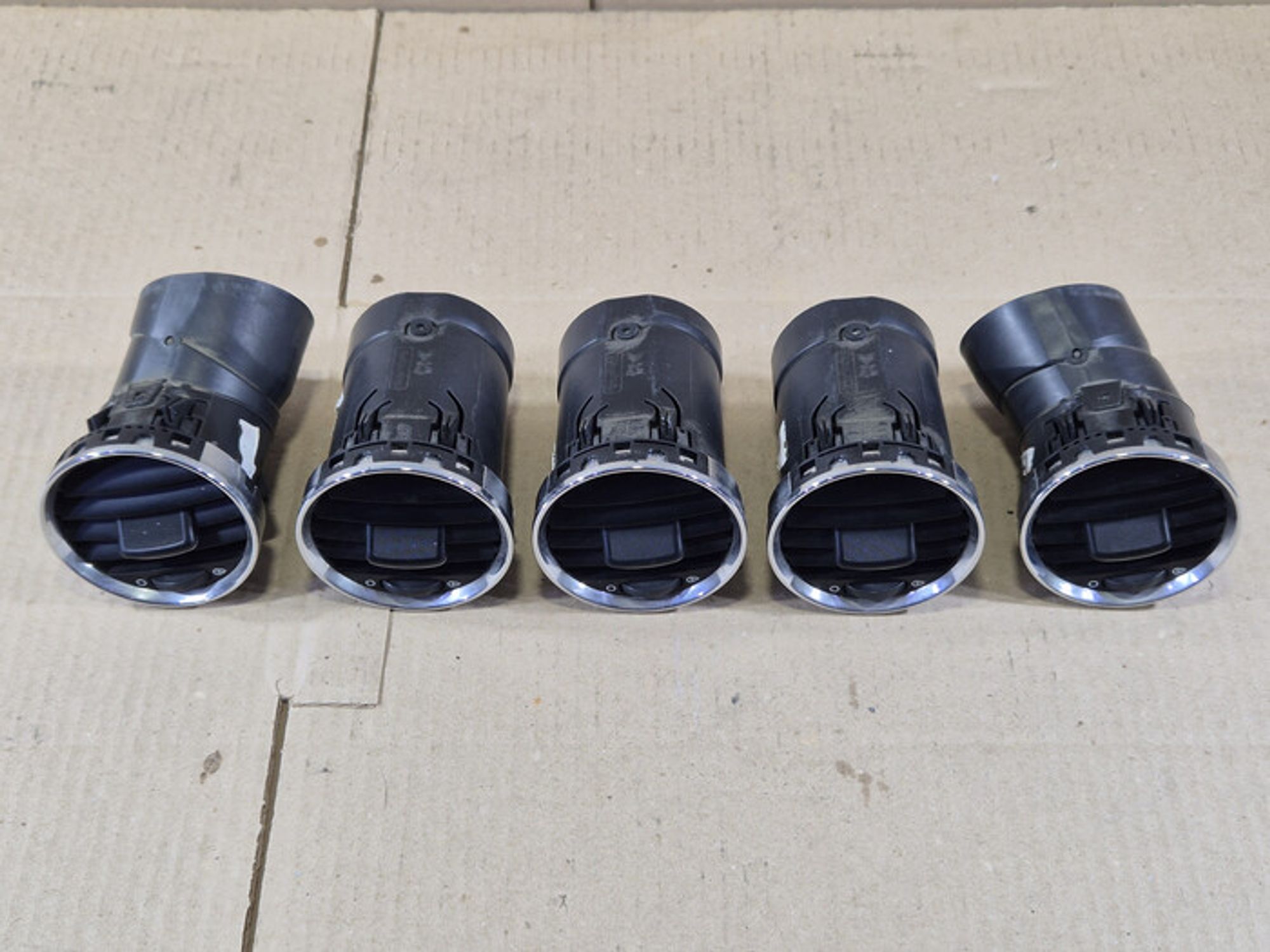 https://ycs.partsauto.market/partsauto-images/thmbs/78ee0fb3787e2dce013ed29fc8a1120c/9978735534d9ad17aae04518485267e9/090dcd3bd30d9377946739ba8f6a39e1.jpg