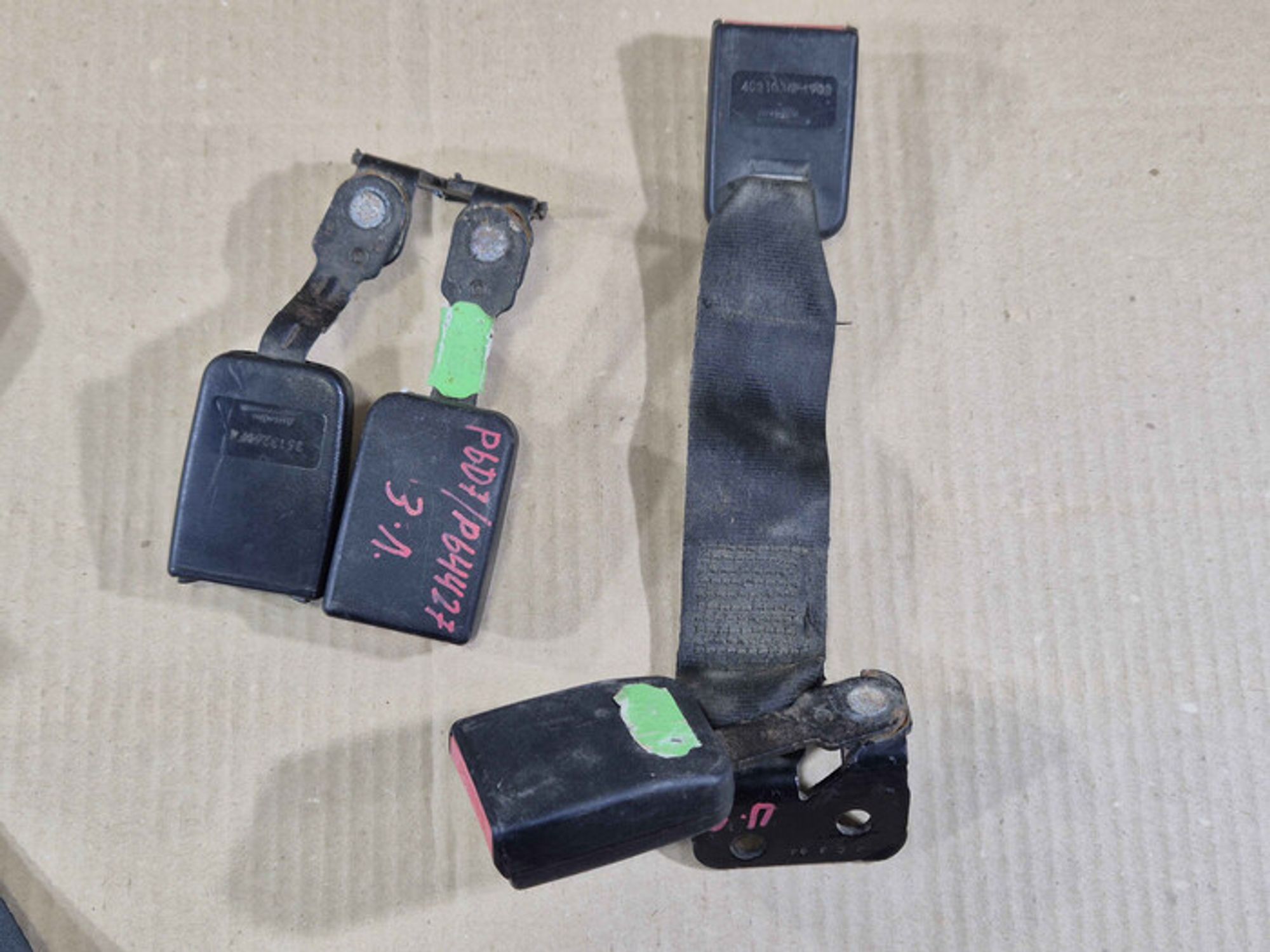 https://ycs.partsauto.market/partsauto-images/thmbs/78ee0fb3787e2dce013ed29fc8a1120c/99ed9cf1e95f991abd7942583113d866/01c7c2c8c0568e3f408dd12721f69c99.jpg