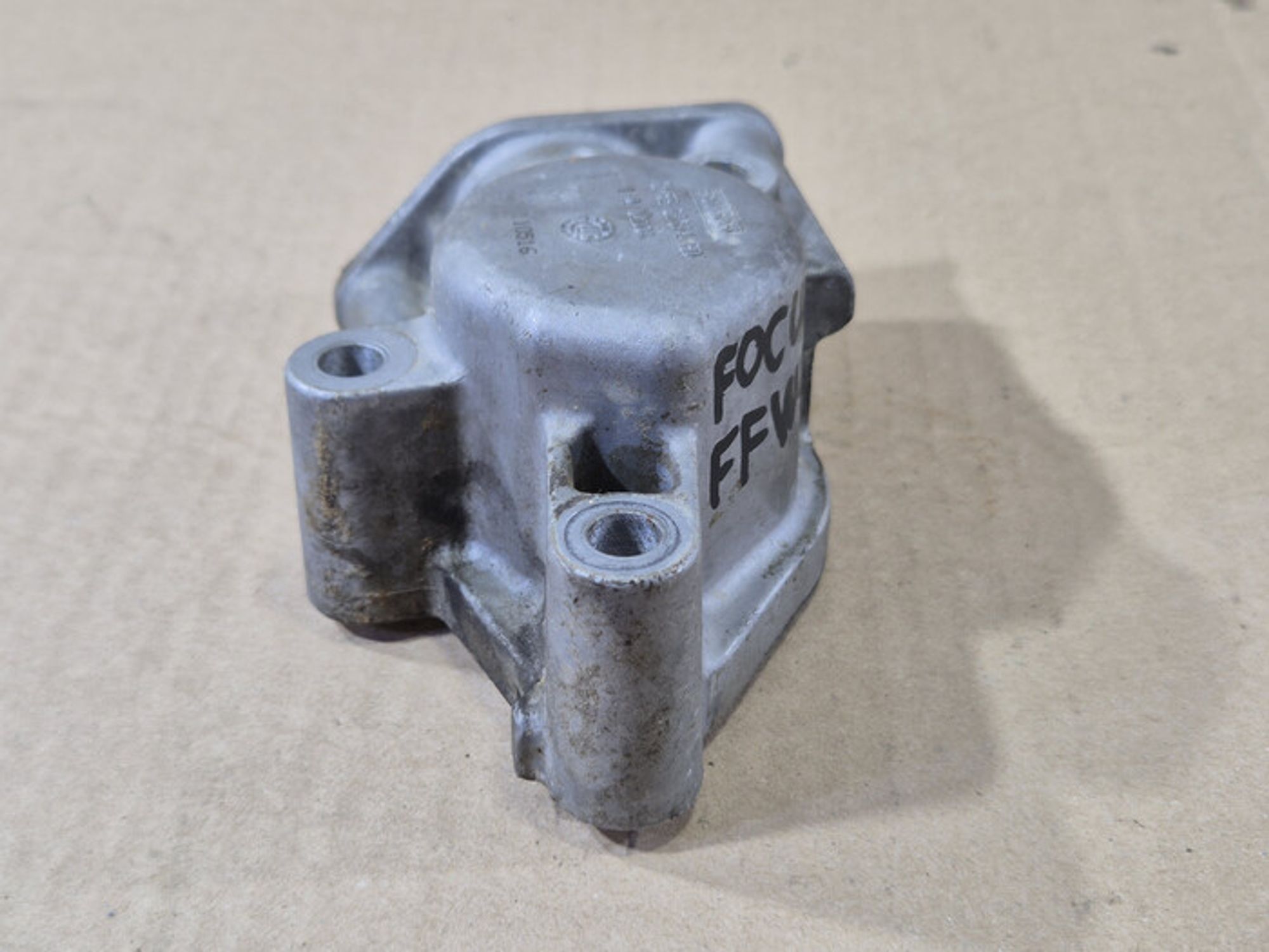 https://ycs.partsauto.market/partsauto-images/thmbs/78ee0fb3787e2dce013ed29fc8a1120c/9a1c6fbb80b7b8e01197f804362b666b/b94c533ad1b1d8a0f2e8485dd80ed854.jpg