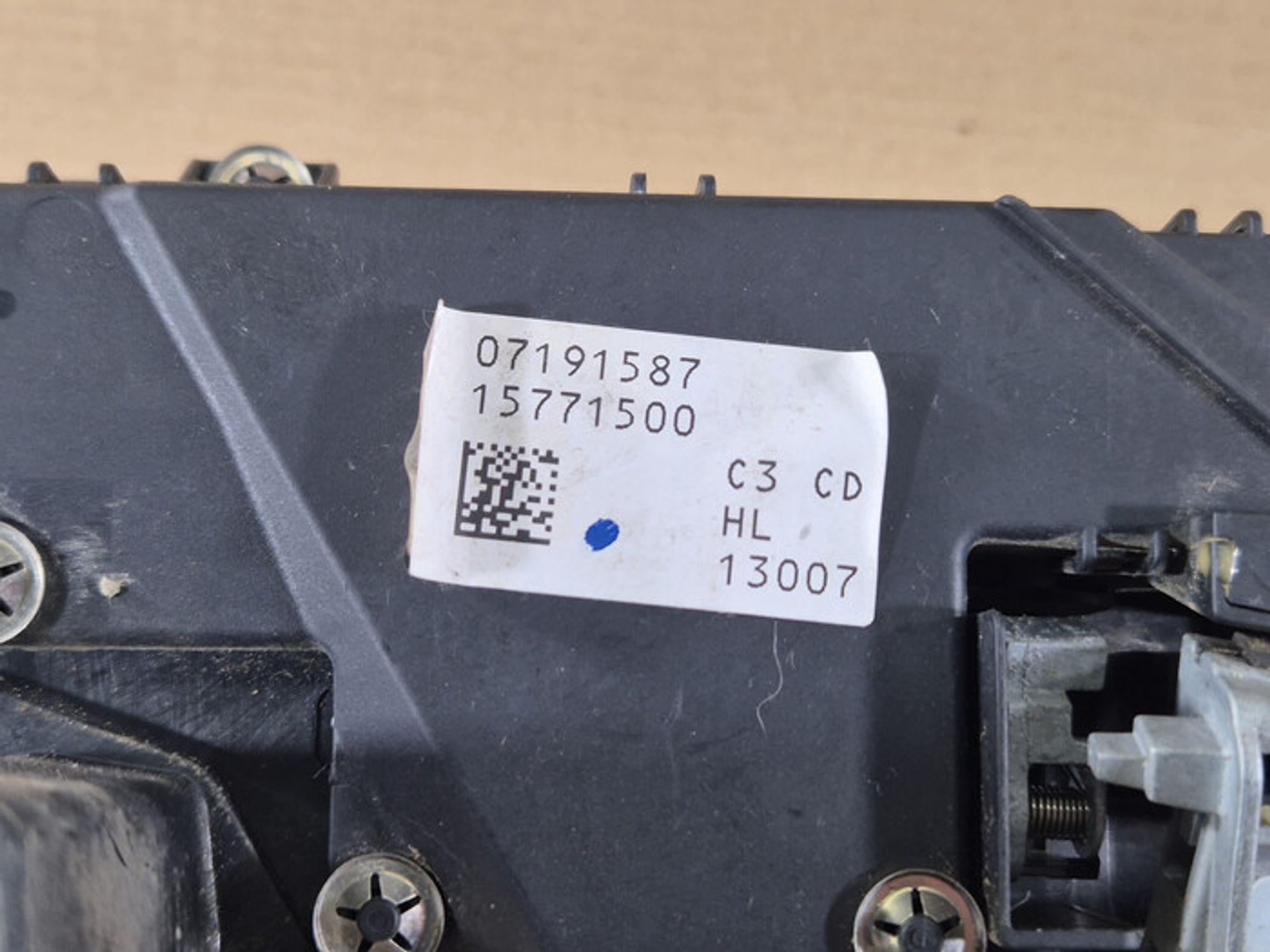 https://ycs.partsauto.market/partsauto-images/thmbs/78ee0fb3787e2dce013ed29fc8a1120c/9a3211d4769b02c33418b4817f33e167/4e733503a1ac6a4d71d82bf0a6da0e6b.jpg