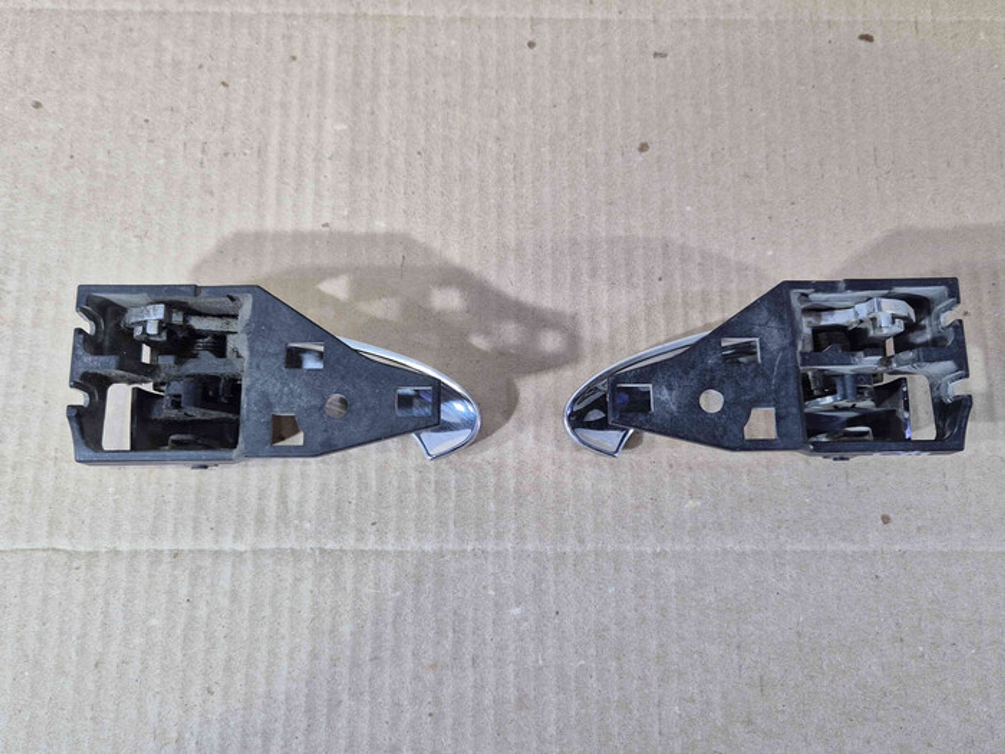 https://ycs.partsauto.market/partsauto-images/thmbs/78ee0fb3787e2dce013ed29fc8a1120c/9b321d64eaf7da95d5d0d5ff9817b966/41556de496816cb491618dca8ac81604.jpg