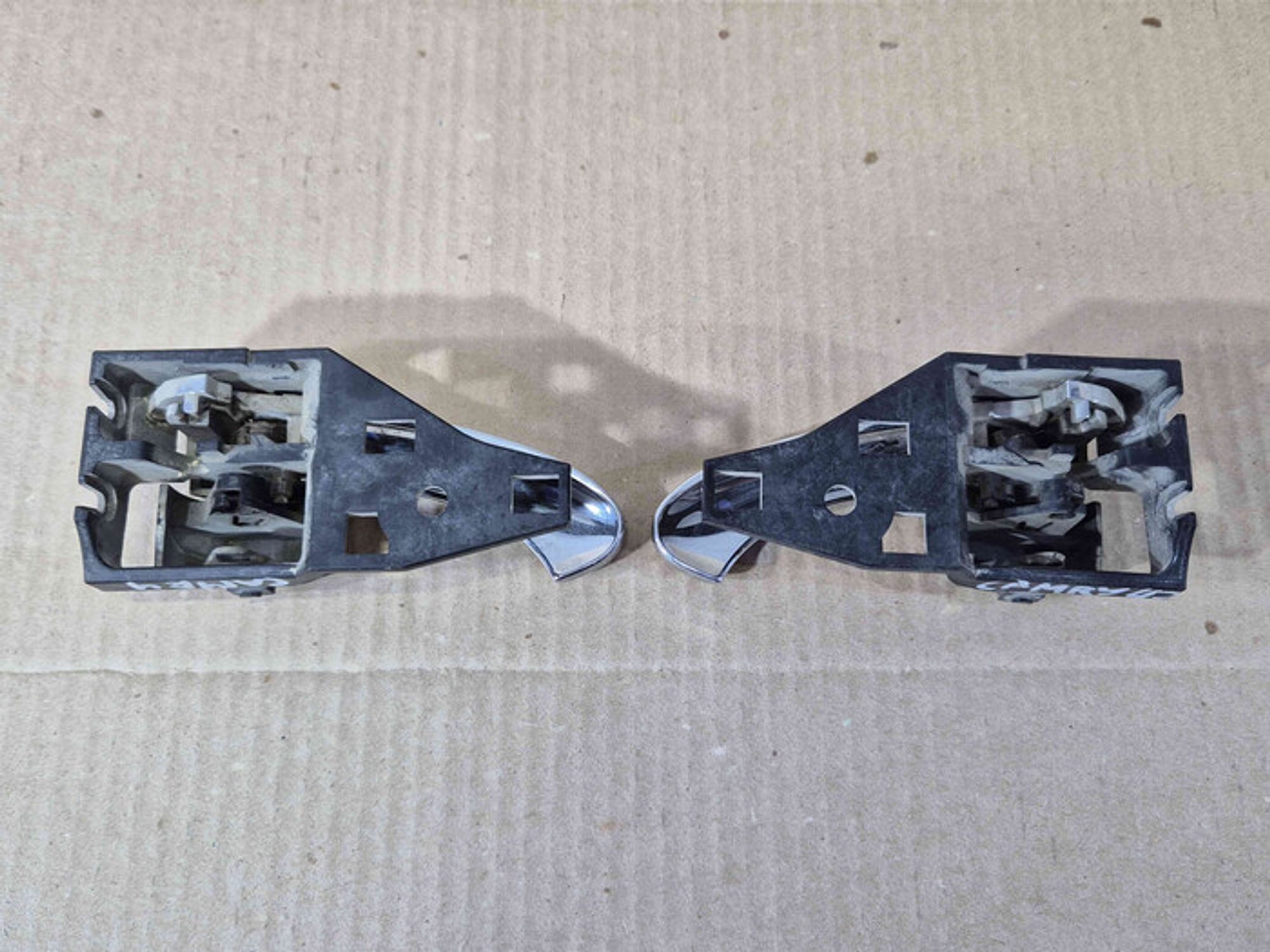 https://ycs.partsauto.market/partsauto-images/thmbs/78ee0fb3787e2dce013ed29fc8a1120c/9b321d64eaf7da95d5d0d5ff9817b966/cf65d76d9e77aa433ec96bca3e4af2e0.jpg