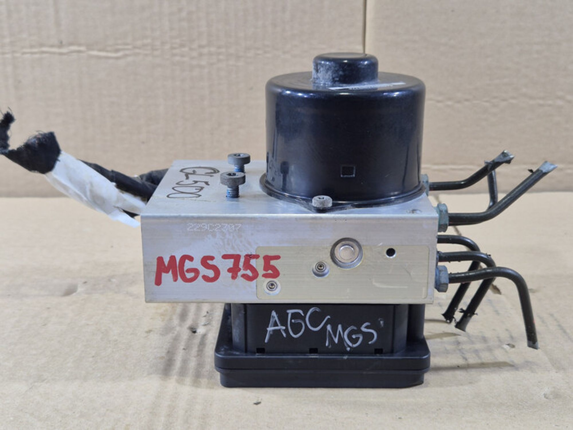 https://ycs.partsauto.market/partsauto-images/thmbs/78ee0fb3787e2dce013ed29fc8a1120c/9c4da2ad20cf0e5020d7554d85f9d635/47edf991fed4e6c1b25962dc71e2dd02.jpg