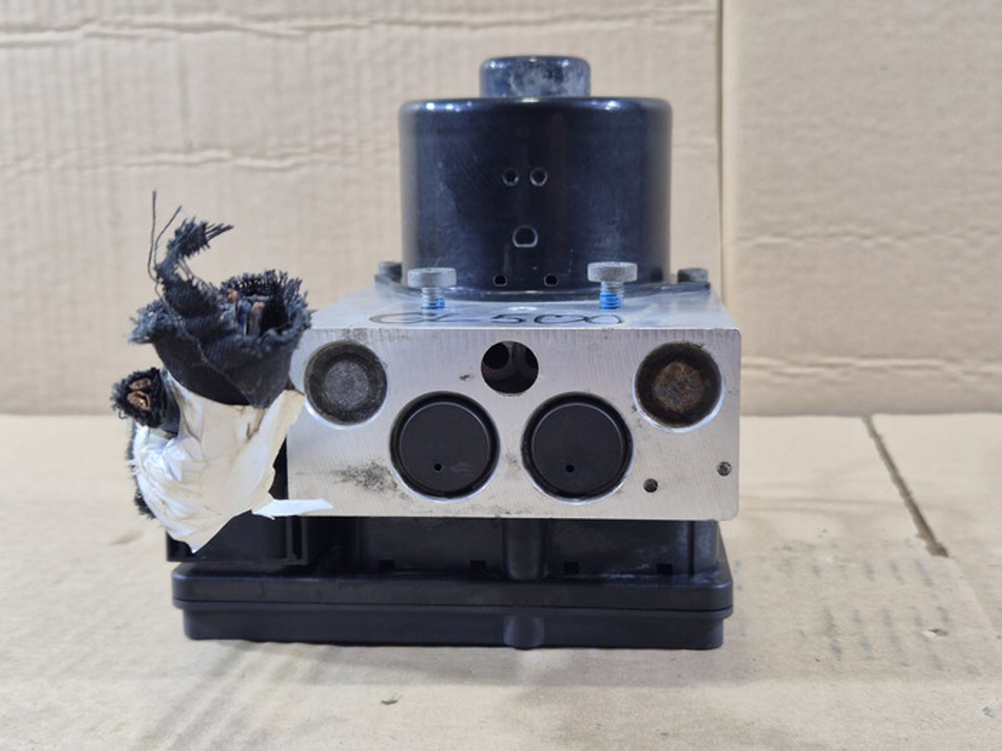 https://ycs.partsauto.market/partsauto-images/thmbs/78ee0fb3787e2dce013ed29fc8a1120c/9c4da2ad20cf0e5020d7554d85f9d635/6ac768337343a0b20c3fe186c817537b.jpg