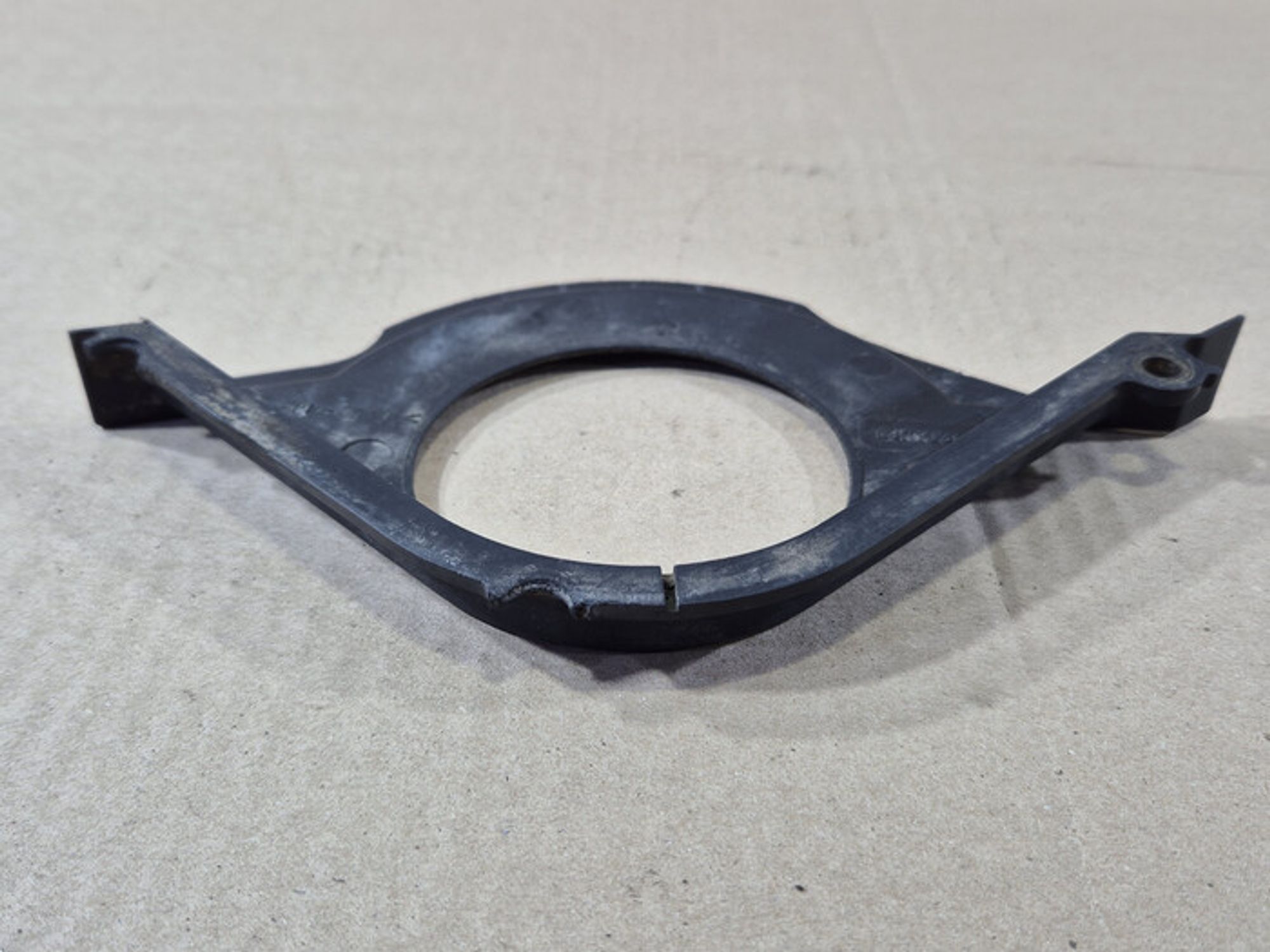 https://ycs.partsauto.market/partsauto-images/thmbs/78ee0fb3787e2dce013ed29fc8a1120c/9d9e6f6cf2978d1dc9c1c65f4c90419c/a36f47385b4774080275838ef9f1d70a.jpg