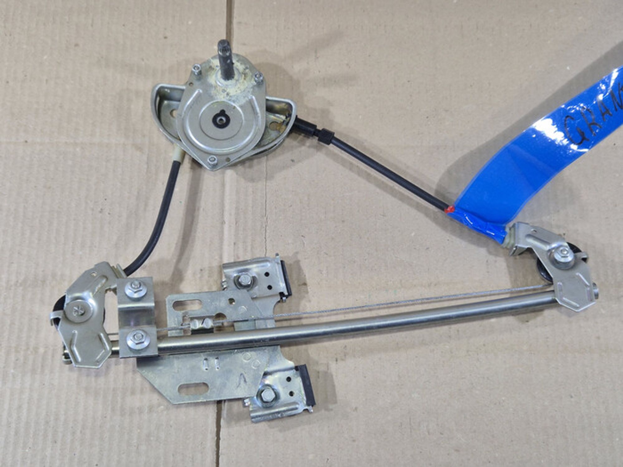 https://ycs.partsauto.market/partsauto-images/thmbs/78ee0fb3787e2dce013ed29fc8a1120c/9e43e796a067b014895d39d184546289/31b246900fdabaa31b0bc503b40e64e7.jpg