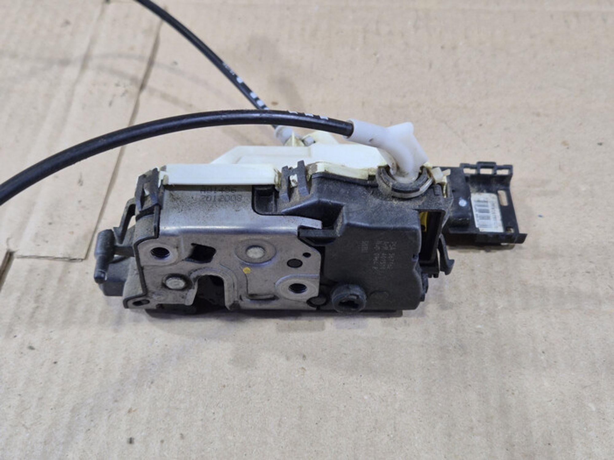 https://ycs.partsauto.market/partsauto-images/thmbs/78ee0fb3787e2dce013ed29fc8a1120c/9e6b9a25cff6807f48a0245aaaae9d7e/a4474af1f6a7a25874fd7232d1c34b9d.jpg
