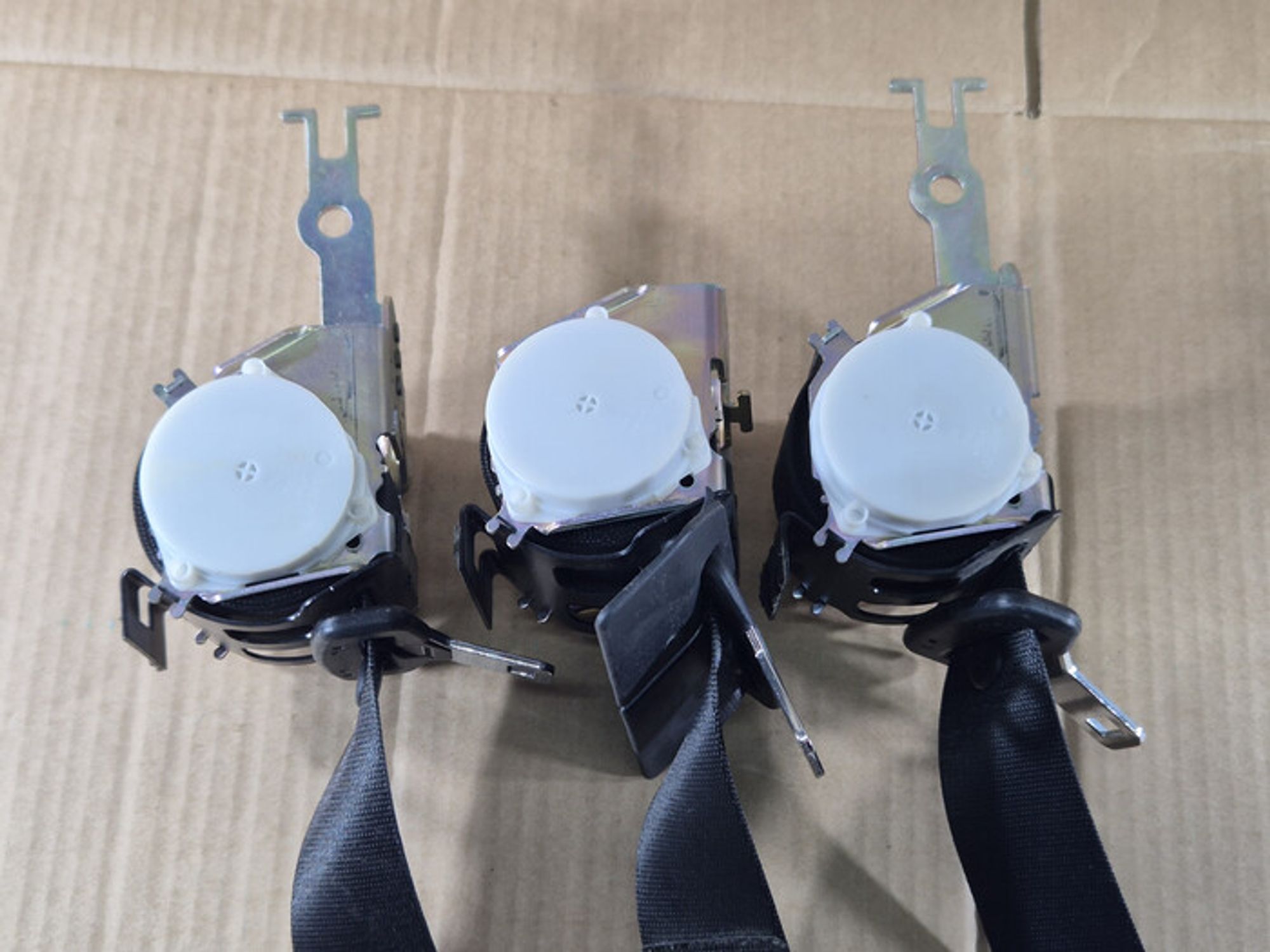 https://ycs.partsauto.market/partsauto-images/thmbs/78ee0fb3787e2dce013ed29fc8a1120c/9f6c0a5e49a8e33ab3d0ddec5d2863fb/3013e06a06dd0979350ba7a9169143f0.jpg