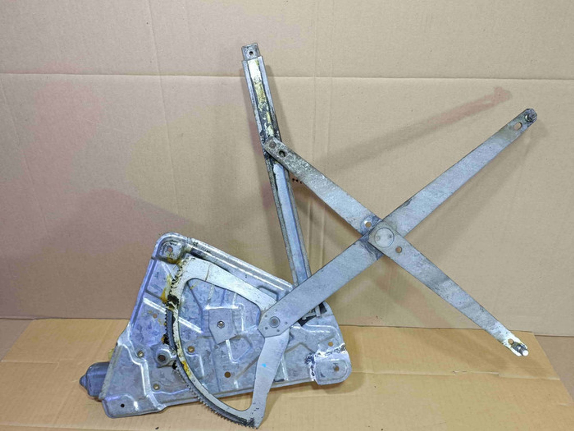 https://ycs.partsauto.market/partsauto-images/thmbs/78ee0fb3787e2dce013ed29fc8a1120c/9fb881d35dd3f6320fb3b901f5fa0bee/73a30c2865b380673da6ff307ba2be90.jpg