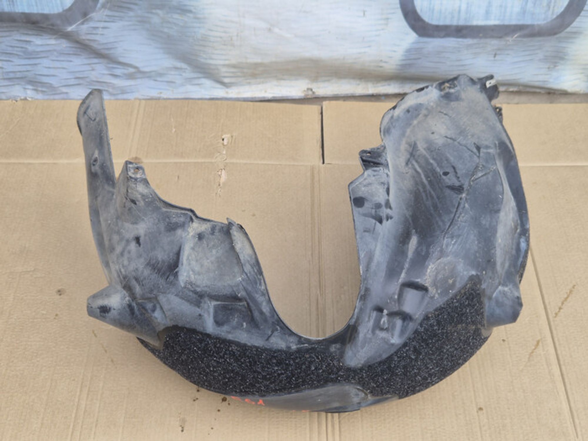 https://ycs.partsauto.market/partsauto-images/thmbs/78ee0fb3787e2dce013ed29fc8a1120c/a155c186d573fda8d41c273d74e756a1/e43d2fbb301f5093ce28471d408c7916.jpg
