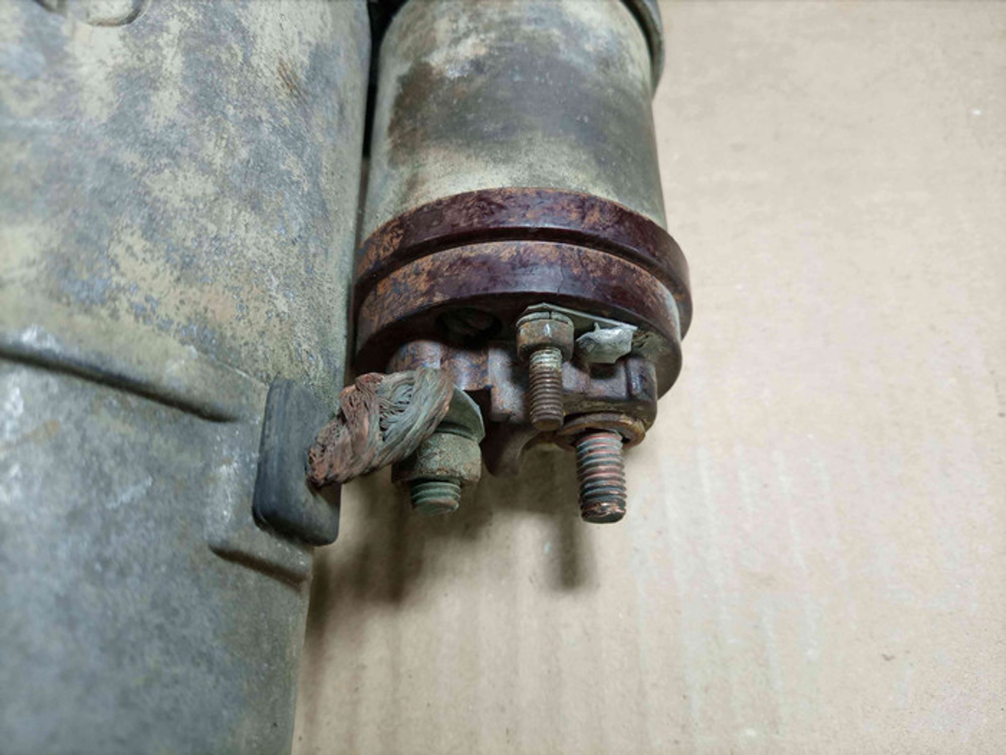 https://ycs.partsauto.market/partsauto-images/thmbs/78ee0fb3787e2dce013ed29fc8a1120c/a1f470c21adc9d69cc6ec613922d5143/dc718b204bce8e4f66c64e7c735ab356.jpg