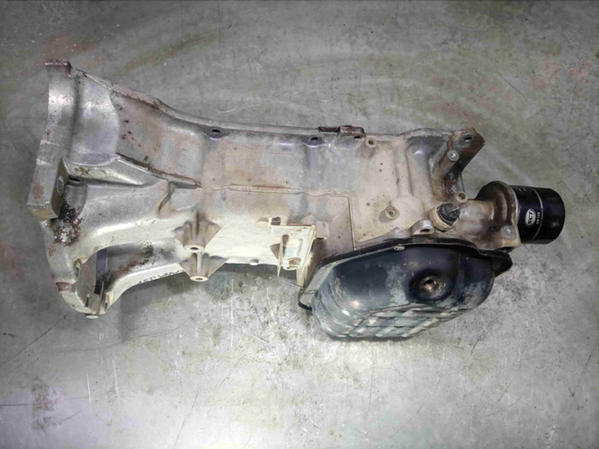 https://ycs.partsauto.market/partsauto-images/thmbs/78ee0fb3787e2dce013ed29fc8a1120c/a343e9c0622d6be45eda58c2bfdbb961/31fb55002154e022912623439c3d73d8.jpg