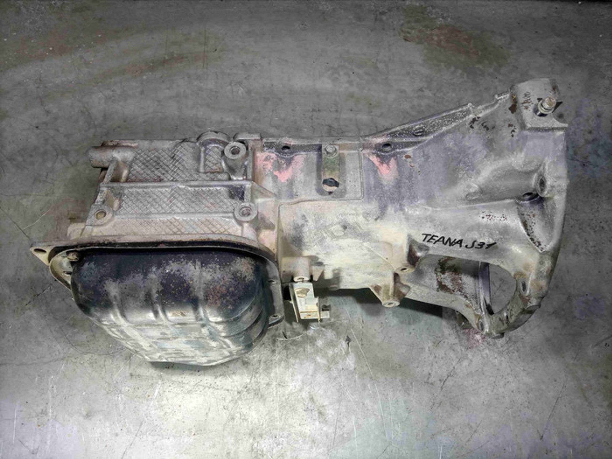 https://ycs.partsauto.market/partsauto-images/thmbs/78ee0fb3787e2dce013ed29fc8a1120c/a343e9c0622d6be45eda58c2bfdbb961/6e17f8aa0be313dd887743a0211b895d.jpg
