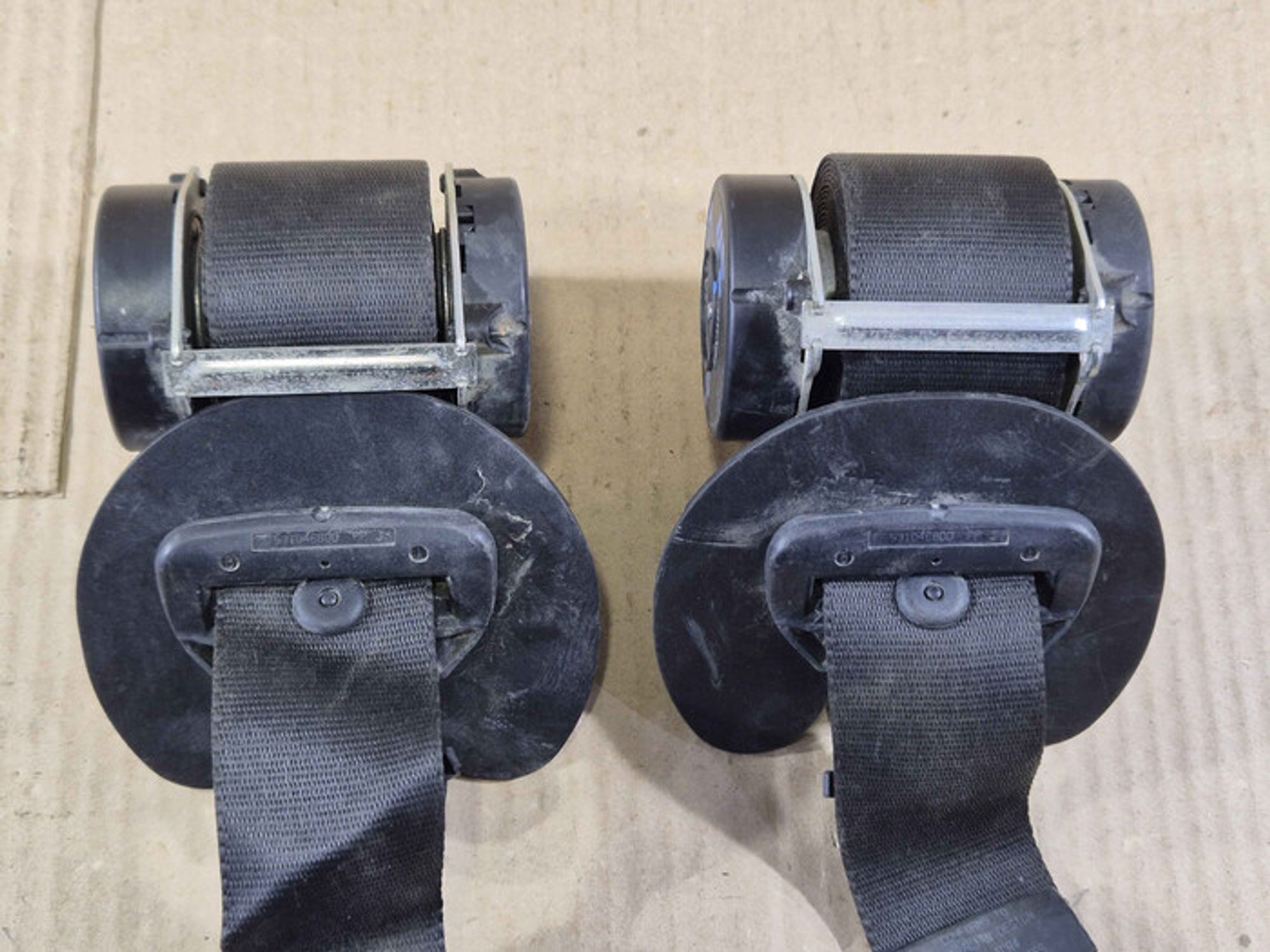 https://ycs.partsauto.market/partsauto-images/thmbs/78ee0fb3787e2dce013ed29fc8a1120c/a367717d9fd17d0e710ec49b3e20f948/421269f793815982996806eee9fdc54e.jpg