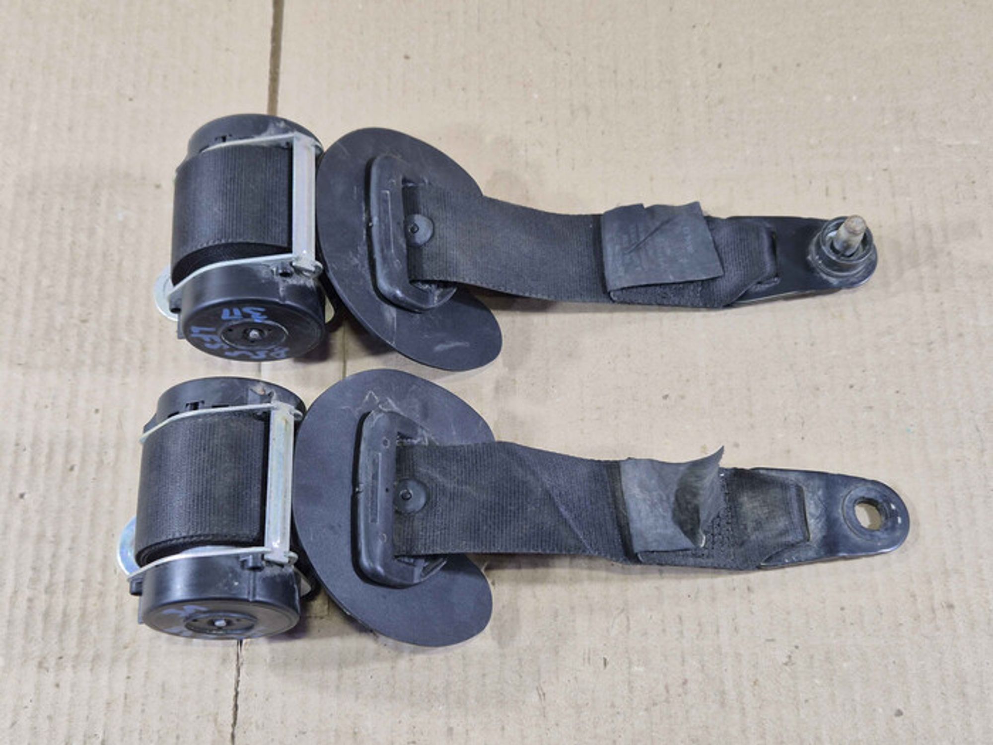 https://ycs.partsauto.market/partsauto-images/thmbs/78ee0fb3787e2dce013ed29fc8a1120c/a367717d9fd17d0e710ec49b3e20f948/774ffdde1b07541356f205c71c747602.jpg
