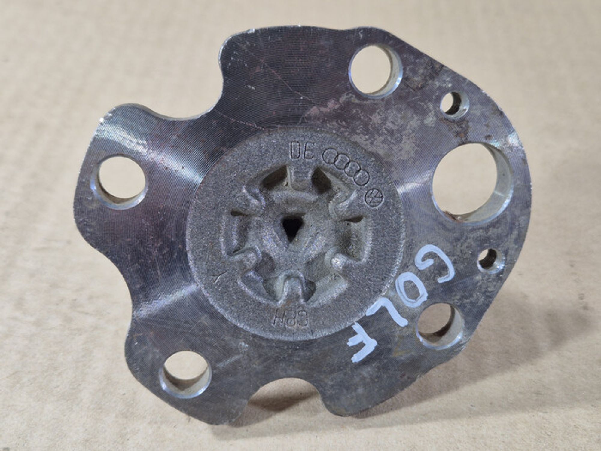 https://ycs.partsauto.market/partsauto-images/thmbs/78ee0fb3787e2dce013ed29fc8a1120c/a41ddff32c8cab46ef2f15175959f203/350c7954f815fde7ea9f23bd2708944c.jpg