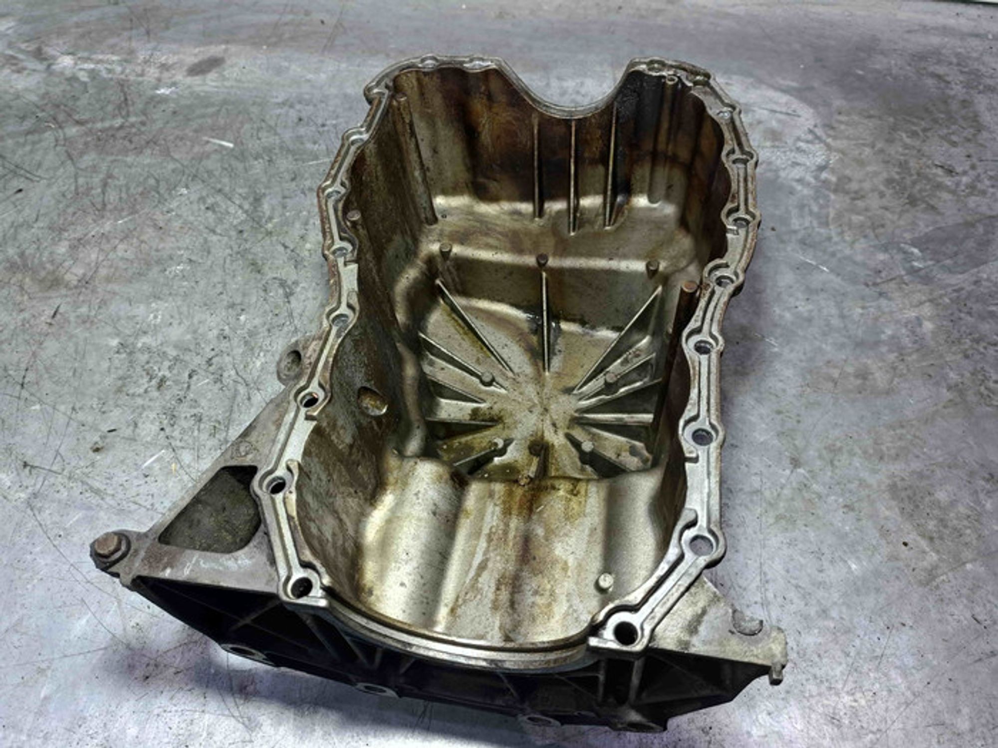 https://ycs.partsauto.market/partsauto-images/thmbs/78ee0fb3787e2dce013ed29fc8a1120c/a7f46d398f2585c1255076e13115e531/1f97c5df7c5face282b458d8c663df8c.jpg