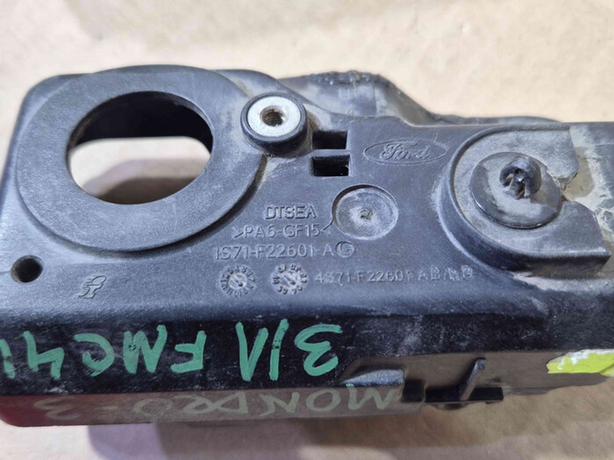 https://ycs.partsauto.market/partsauto-images/thmbs/78ee0fb3787e2dce013ed29fc8a1120c/a99df42c802d639068ac481f009a9ce5/89a10f0f21a2df337166bdfd0362f716.jpg