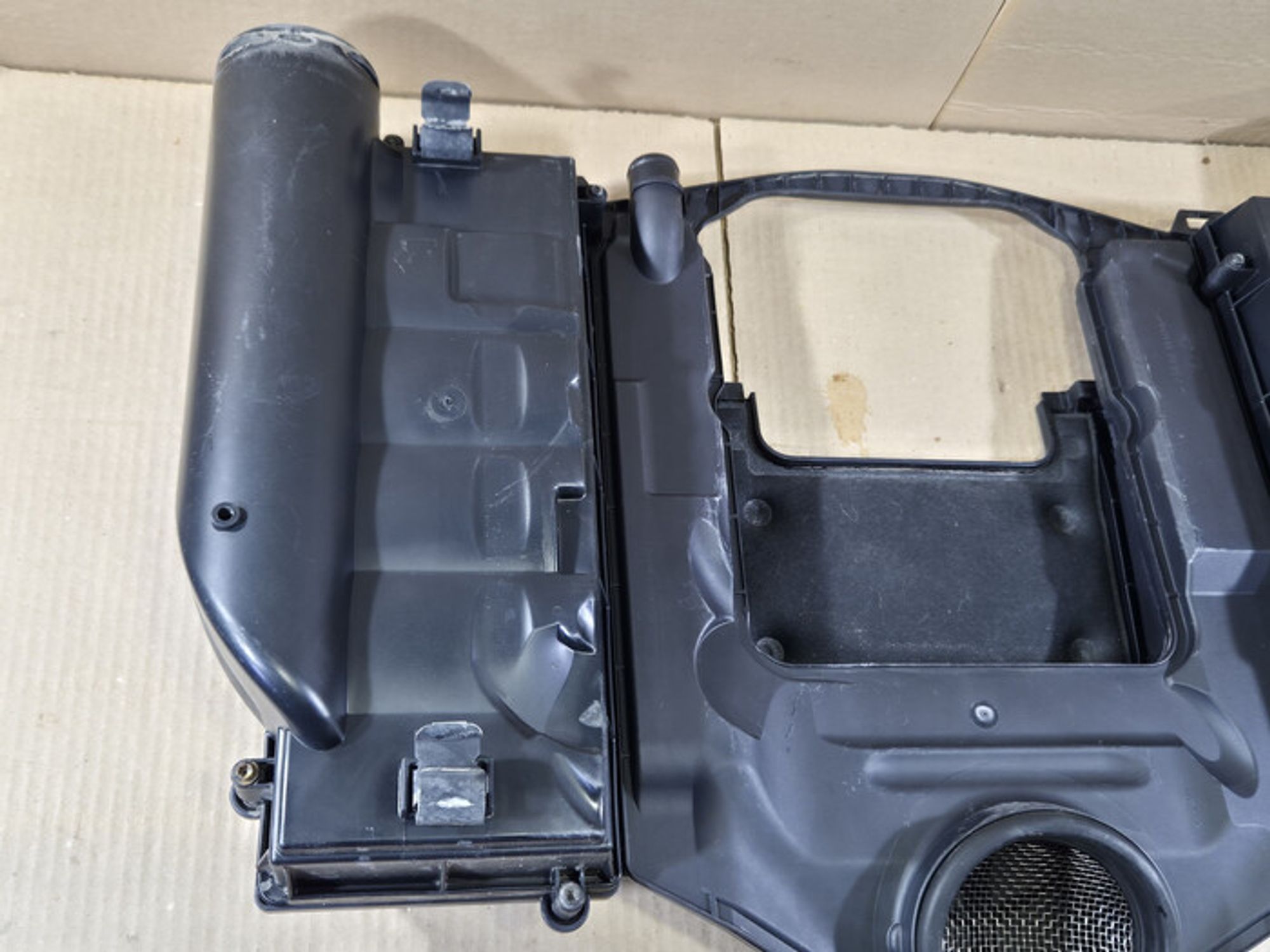 https://ycs.partsauto.market/partsauto-images/thmbs/78ee0fb3787e2dce013ed29fc8a1120c/aa25f60e1fe82a5028cafc44745fd313/fe4045d1102817759a6ade484188cceb.jpg