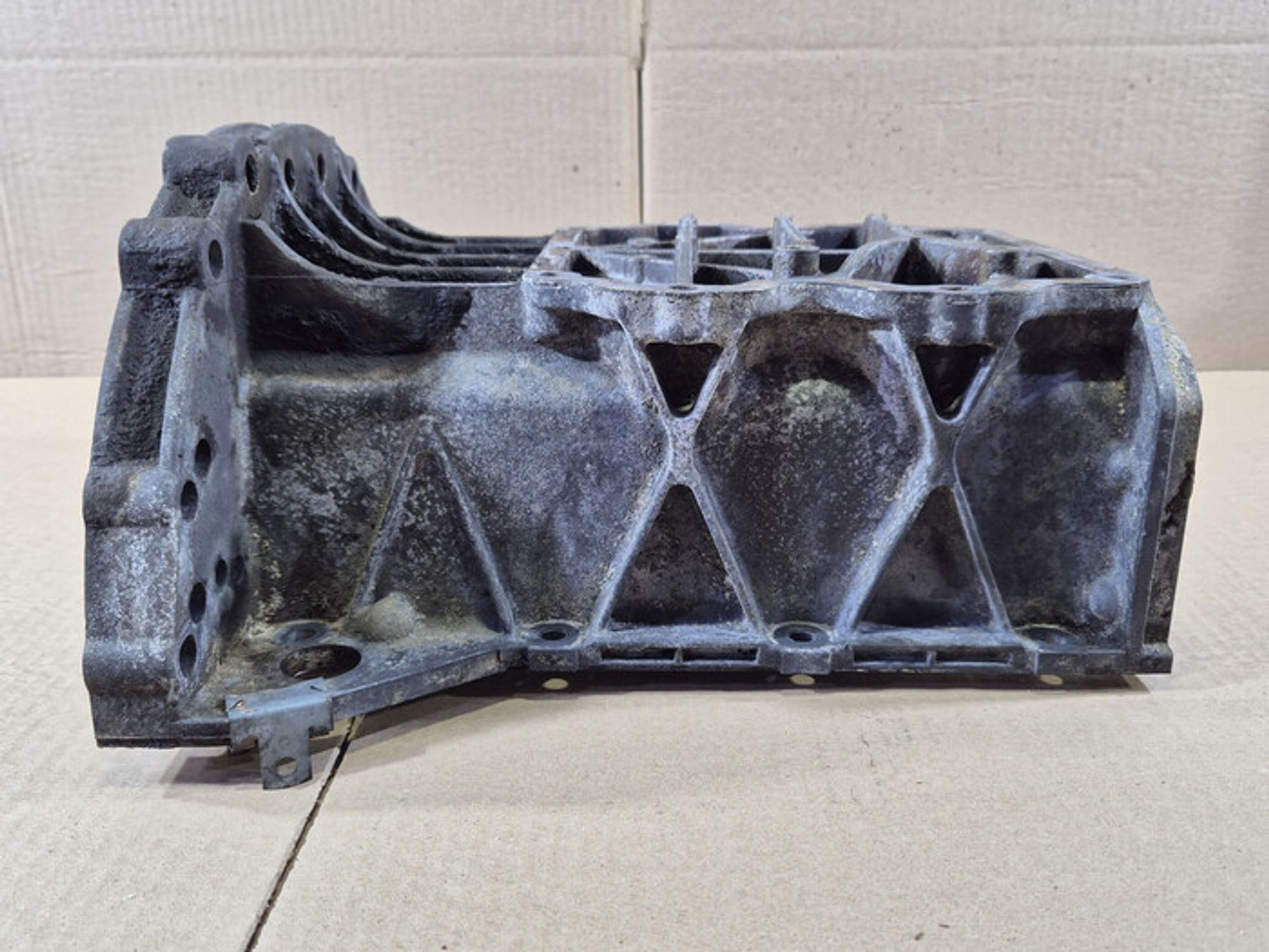 https://ycs.partsauto.market/partsauto-images/thmbs/78ee0fb3787e2dce013ed29fc8a1120c/aa6dbb668000bfcd3d644f074ce242bb/b3199f2c04b1ec5ff99098128a72d8e5.jpg